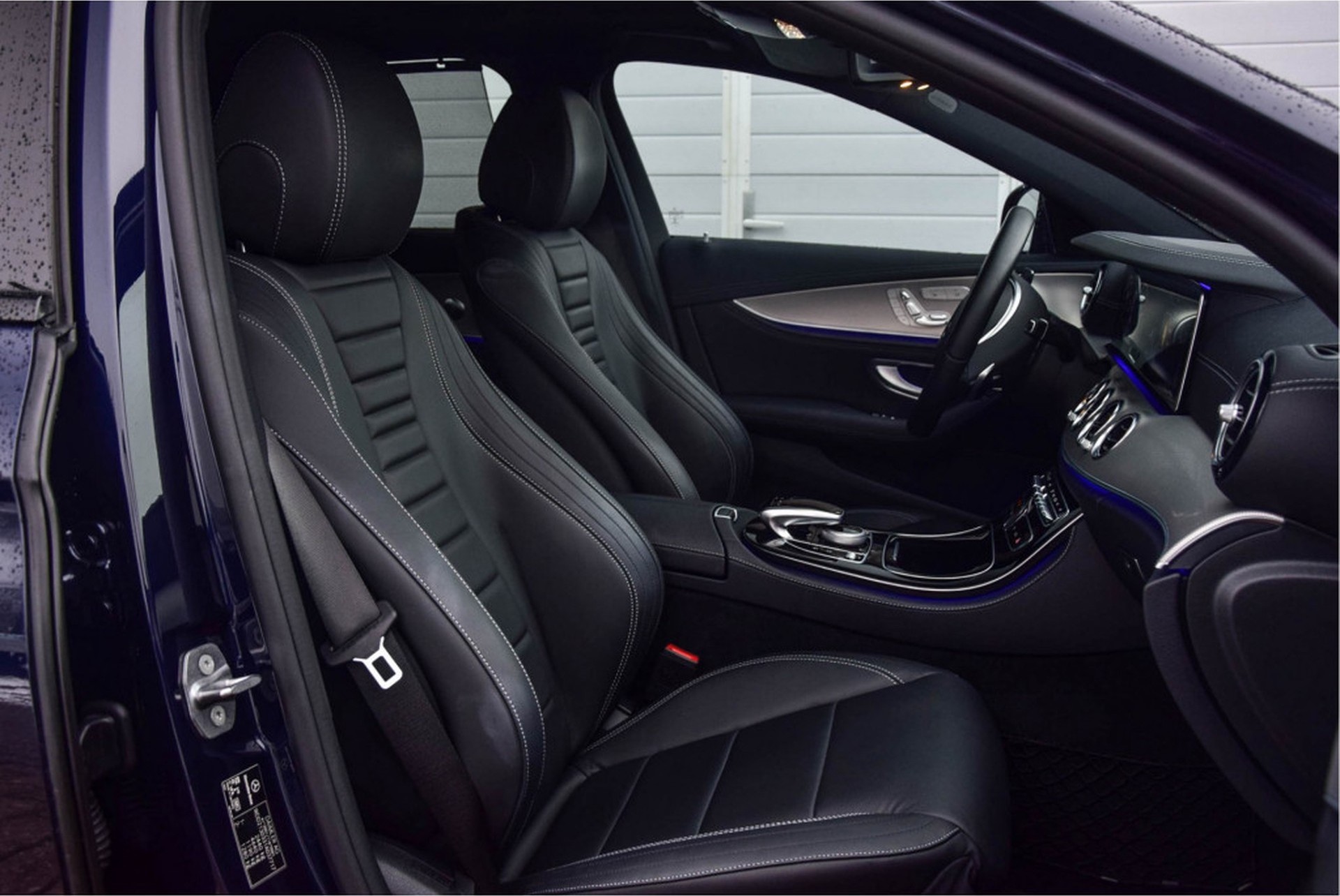 Mercedes-Benz E-Klasse 350d AMG Luchtvering/Distronic/Burmester/Keyless/Nappa Aut9 Foto 3