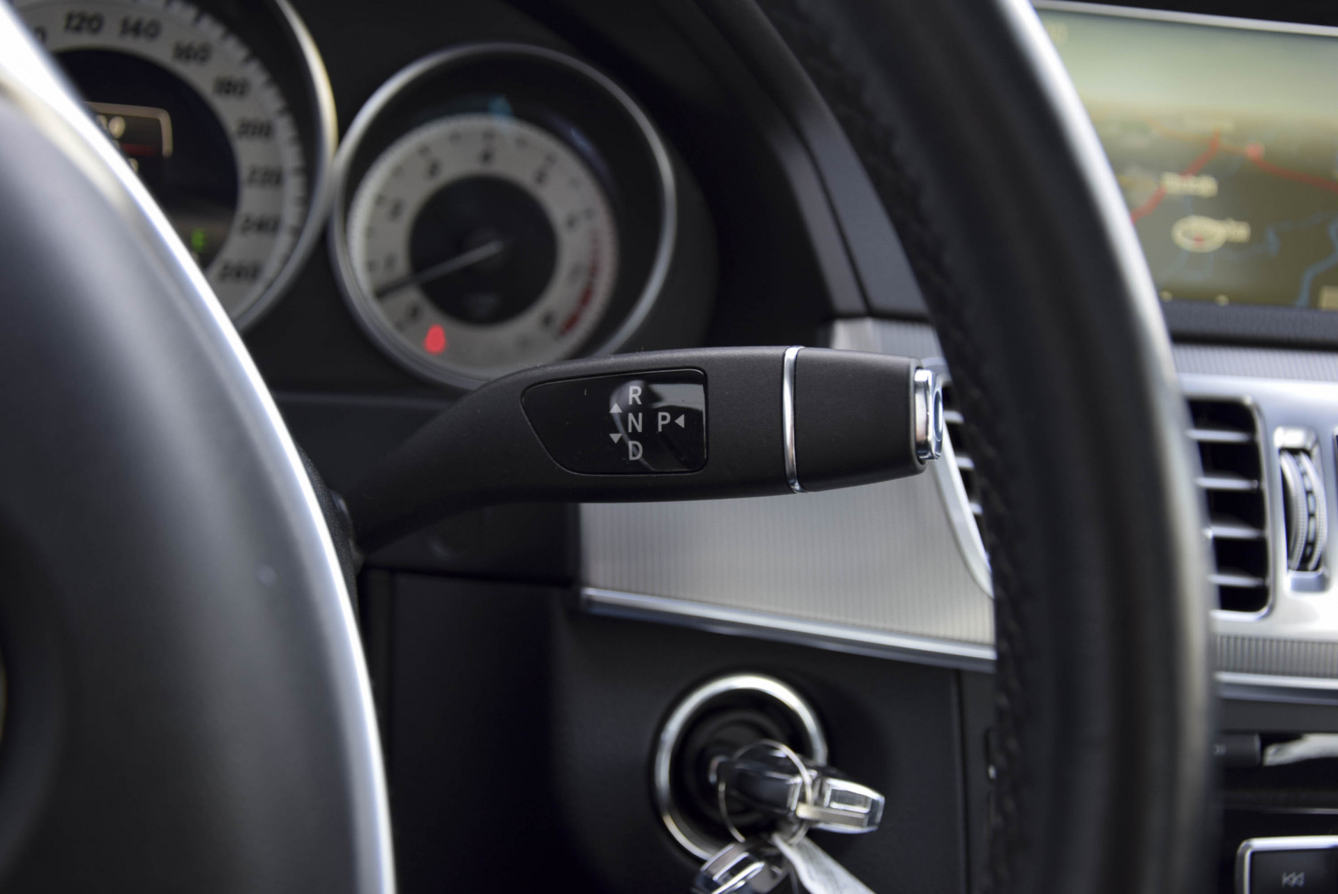 Mercedes-Benz E-Klasse 500 AMG Bang&Olufsen Exclusive/Pano/Distronic/Memory/Camera/DAB Aut7 Foto 11