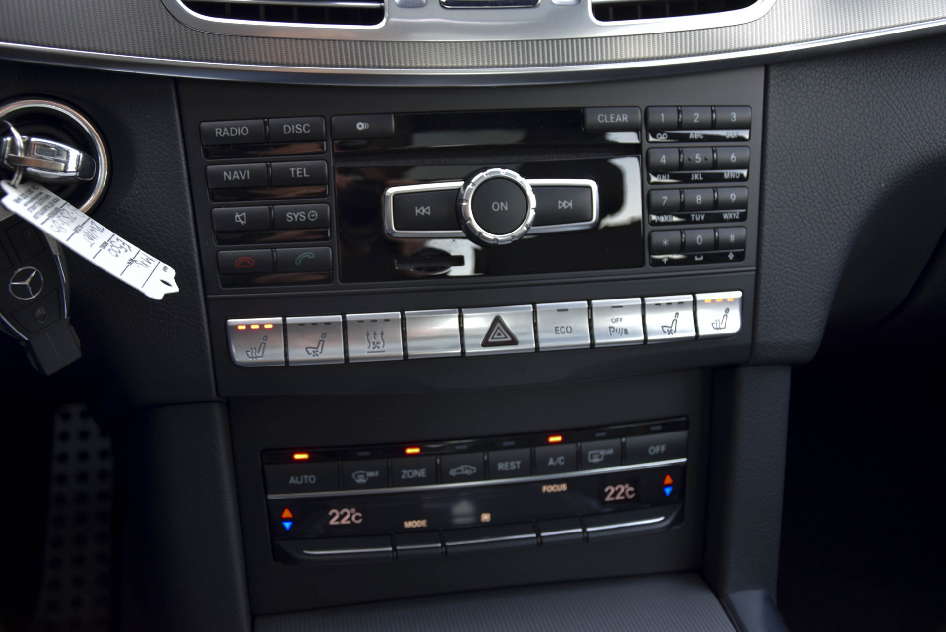 Mercedes-Benz E-Klasse 500 AMG Bang&Olufsen Exclusive/Pano/Distronic/Memory/Camera/DAB Aut7 Foto 13