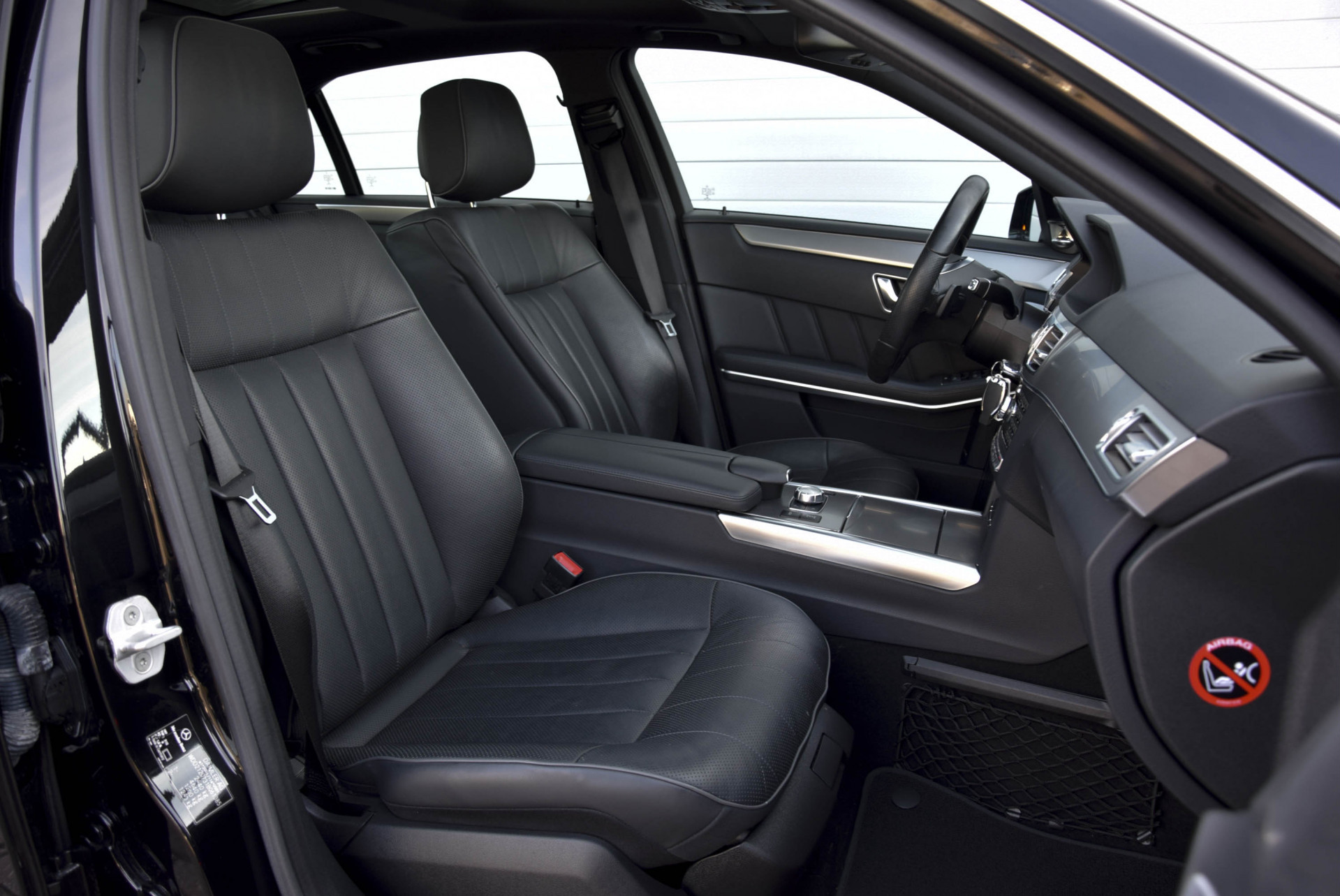 Mercedes-Benz E-Klasse 500 AMG Bang&Olufsen Exclusive/Pano/Distronic/Memory/Camera/DAB Aut7 Foto 3