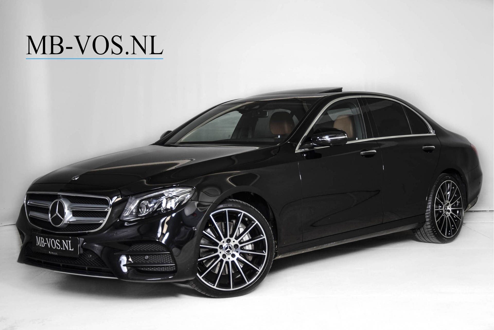 Mercedes-Benz E-Klasse 350d AMG Distronic/Keyless/Burmester/Widescreen/Memory/Dak/Remote Park Aut9 Foto 1