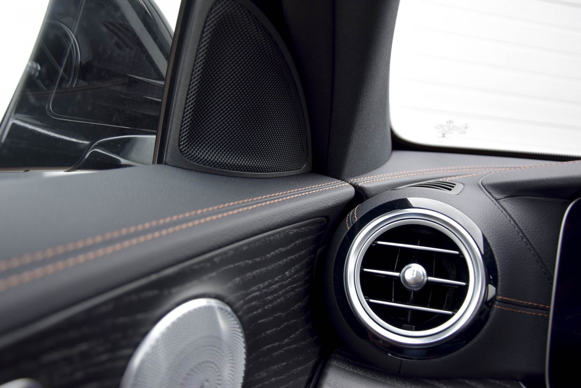 Mercedes-Benz E-Klasse 350d AMG Distronic/Keyless/Burmester/Widescreen/Memory/Dak/Remote Park Aut9 Foto 26