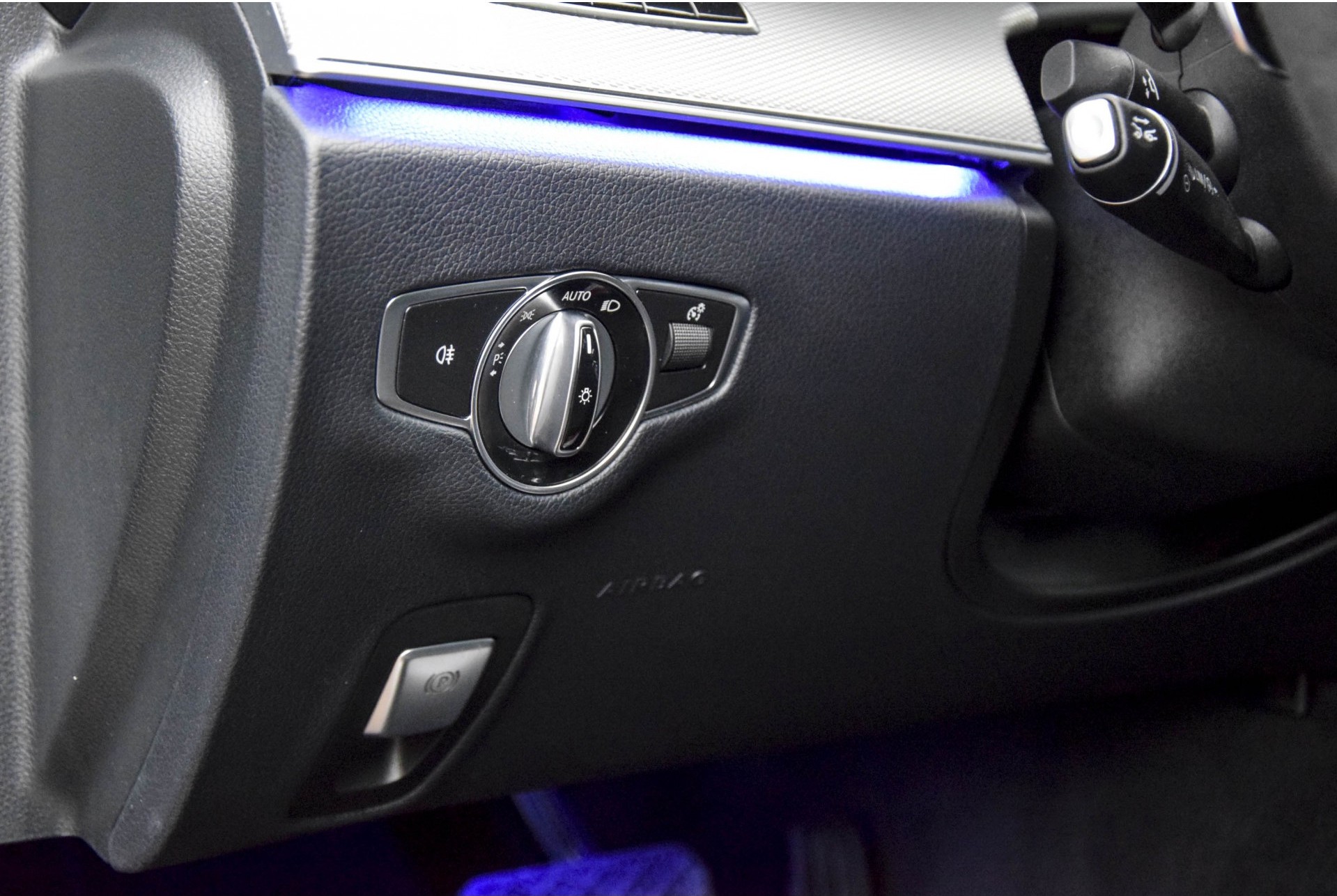 Mercedes-Benz E-Klasse 350 d AMG Luchtvering/Distronic/Keyless/Burmester/Massage/Panorama Aut9 Foto 10