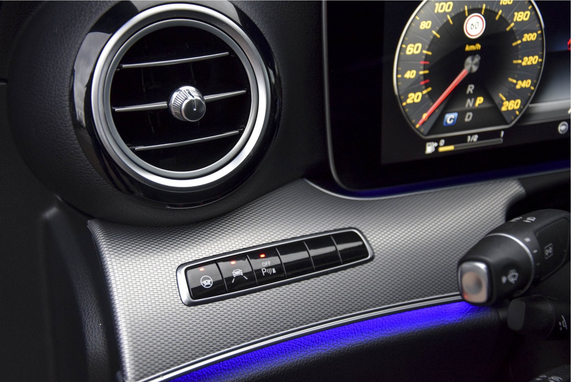 Mercedes-Benz E-Klasse 350 d AMG Luchtvering/Distronic/Keyless/Burmester/Massage/Panorama Aut9 Foto 11