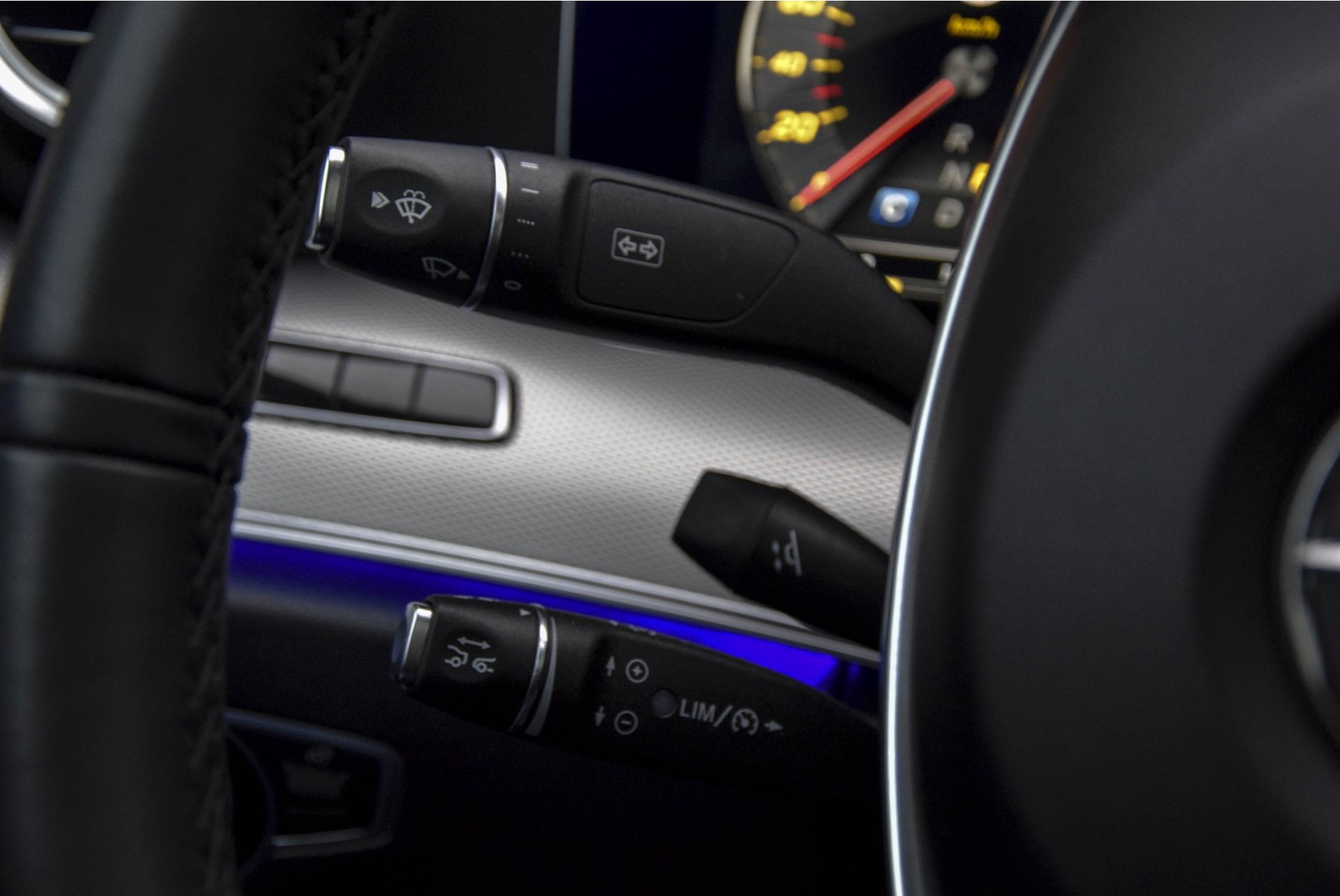 Mercedes-Benz E-Klasse 350 d AMG Luchtvering/Distronic/Keyless/Burmester/Massage/Panorama Aut9 Foto 12