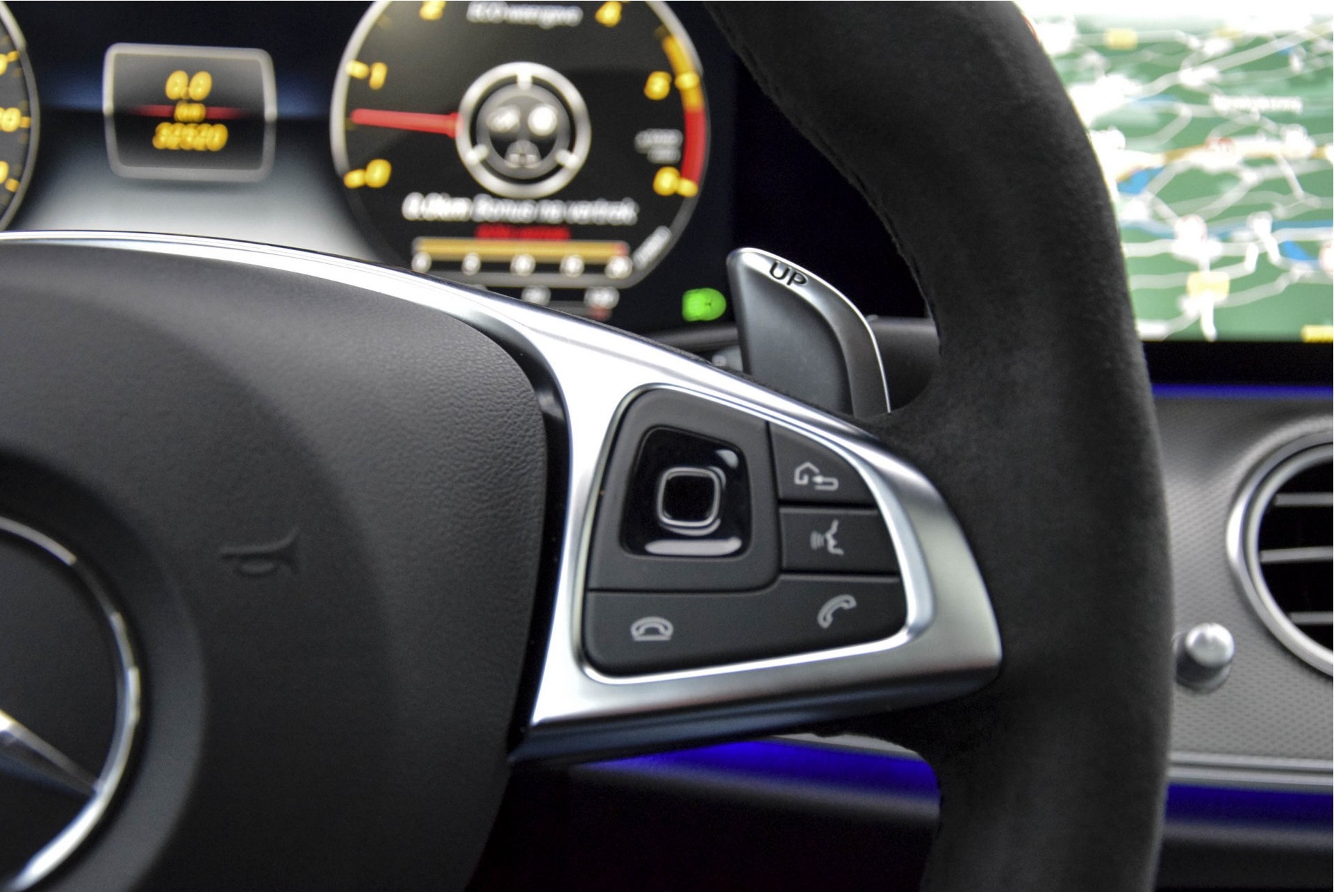 Mercedes-Benz E-Klasse 350 d AMG Luchtvering/Distronic/Keyless/Burmester/Massage/Panorama Aut9 Foto 15