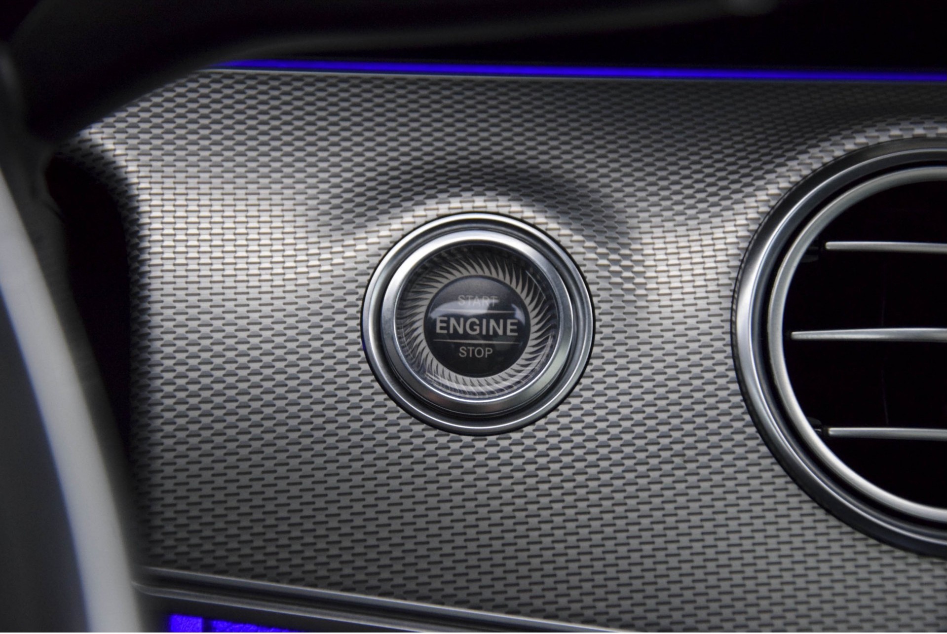 Mercedes-Benz E-Klasse 350 d AMG Luchtvering/Distronic/Keyless/Burmester/Massage/Panorama Aut9 Foto 16