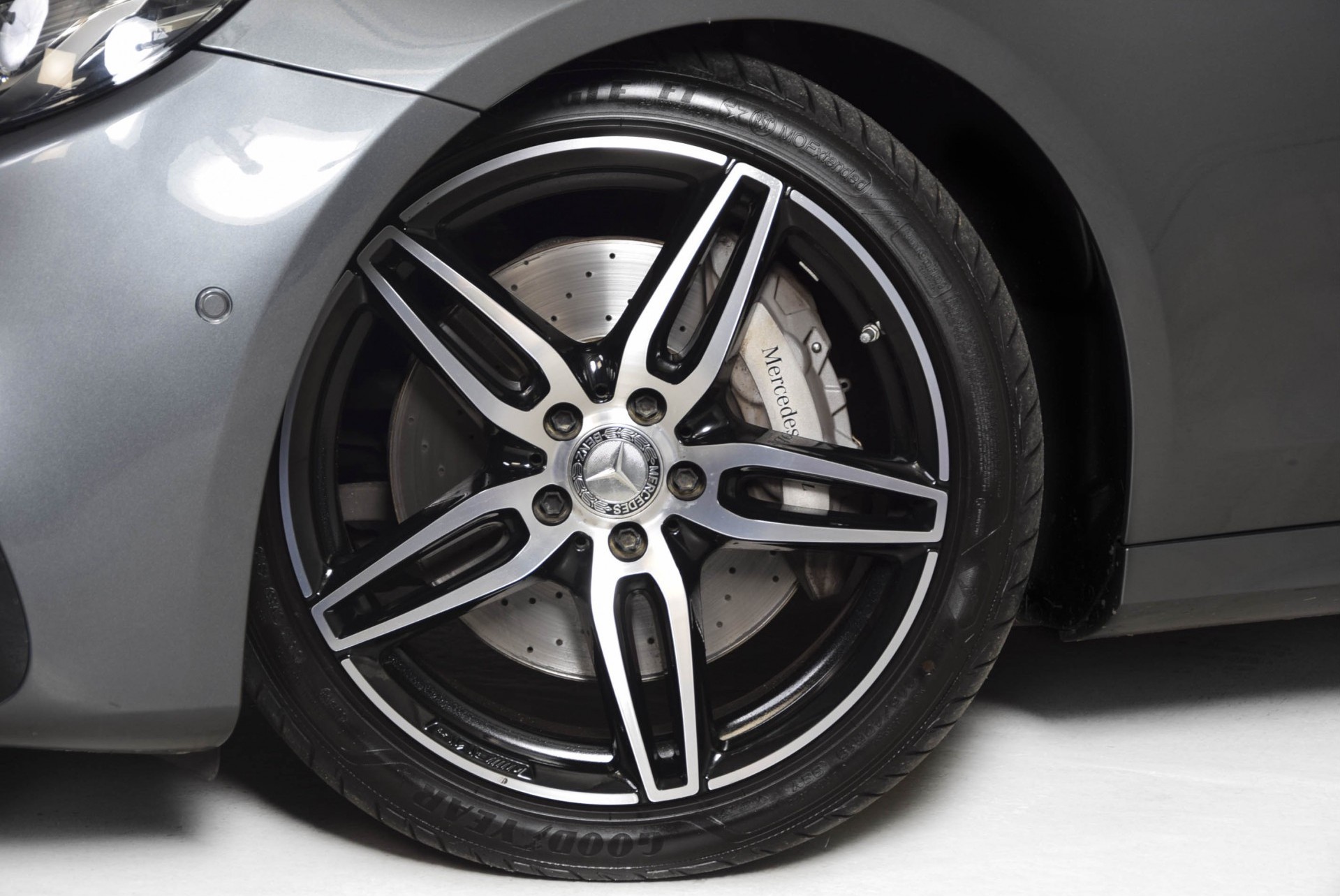 Mercedes-Benz E-Klasse 350 d AMG Luchtvering/Distronic/Keyless/Burmester/Massage/Panorama Aut9 Foto 30