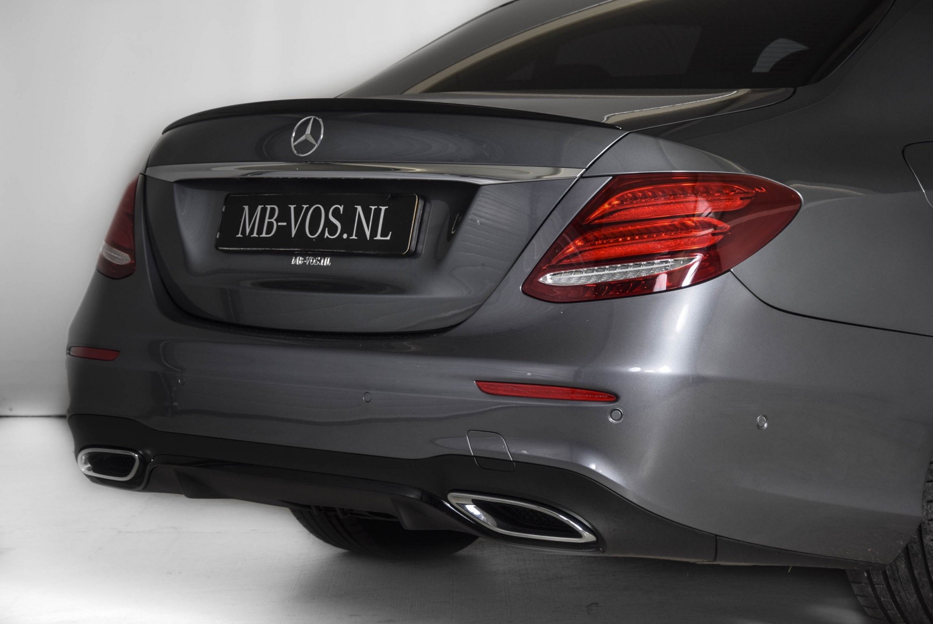 Mercedes-Benz E-Klasse 350 d AMG Luchtvering/Distronic/Keyless/Burmester/Massage/Panorama Aut9 Foto 31