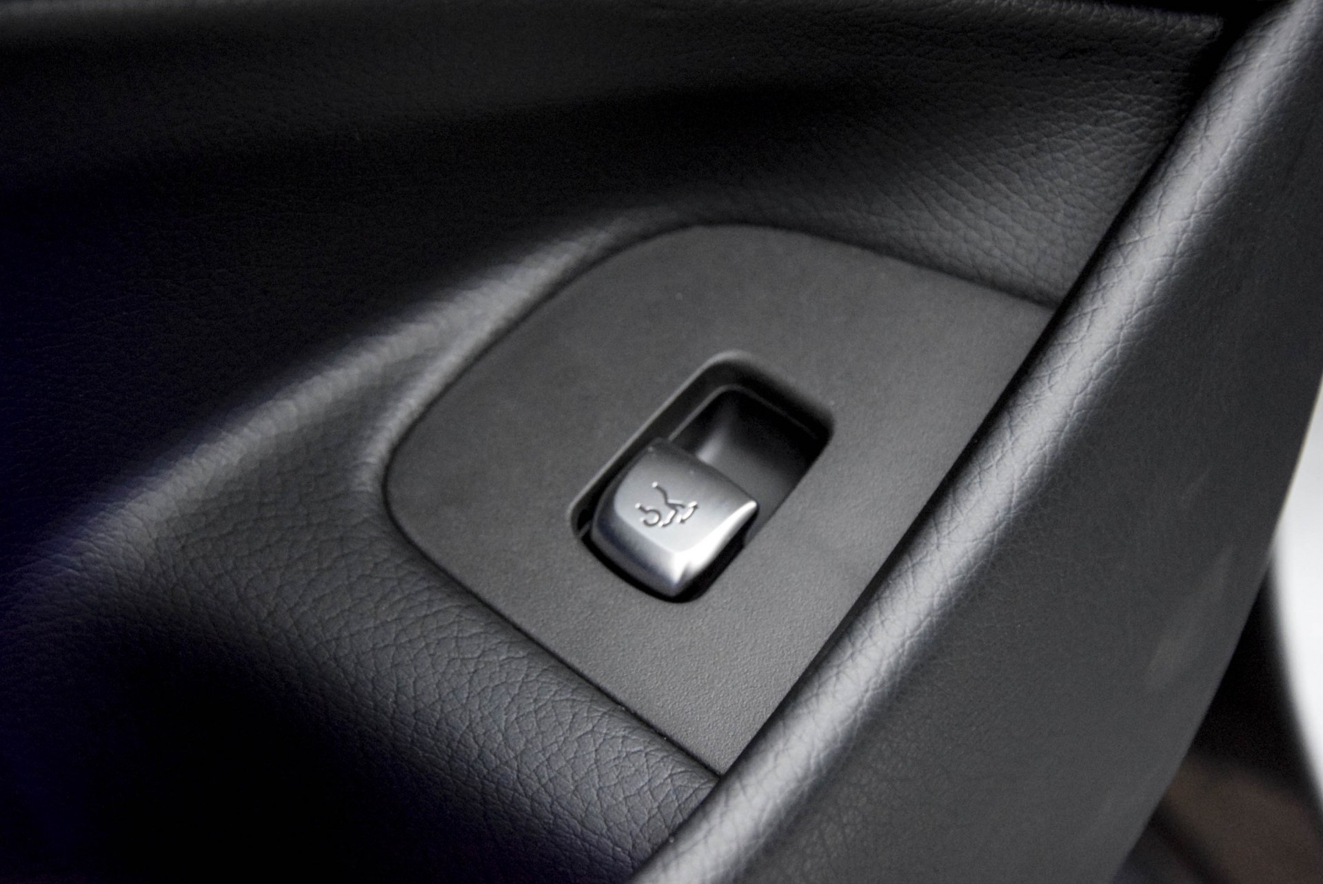 Mercedes-Benz E-Klasse 350 d AMG Luchtvering/Distronic/Keyless/Burmester/Massage/Panorama Aut9 Foto 9