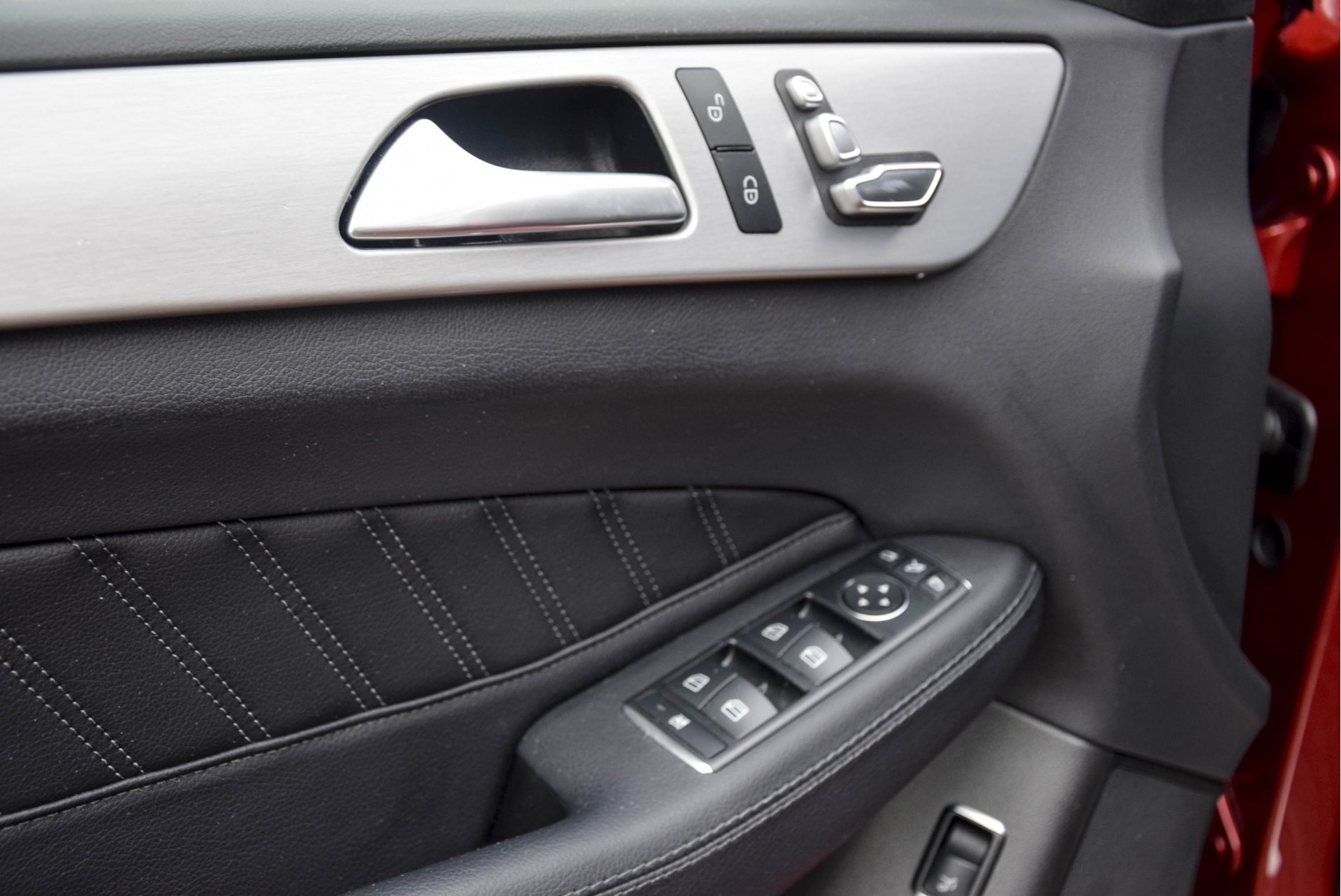 Mercedes-Benz GLE-Klasse 350 d 4-M AMG Sport Edition Panorama Luchtvering Distronic Nappa Aut9 Foto 8