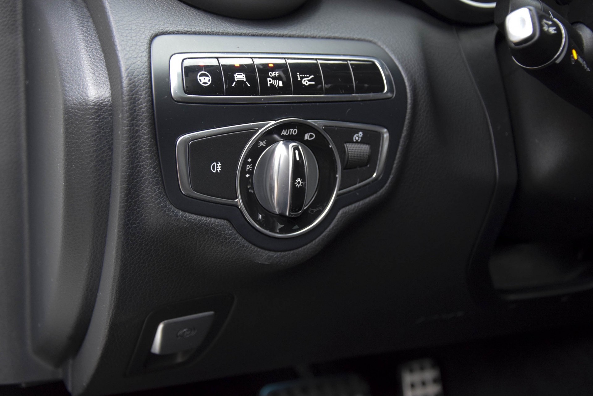 Mercedes-Benz C-Klasse 63 AMG S Edition 1 Panorama/Distronic/Head-Up/Memory/Keyless/Burmester Aut7 Foto 12