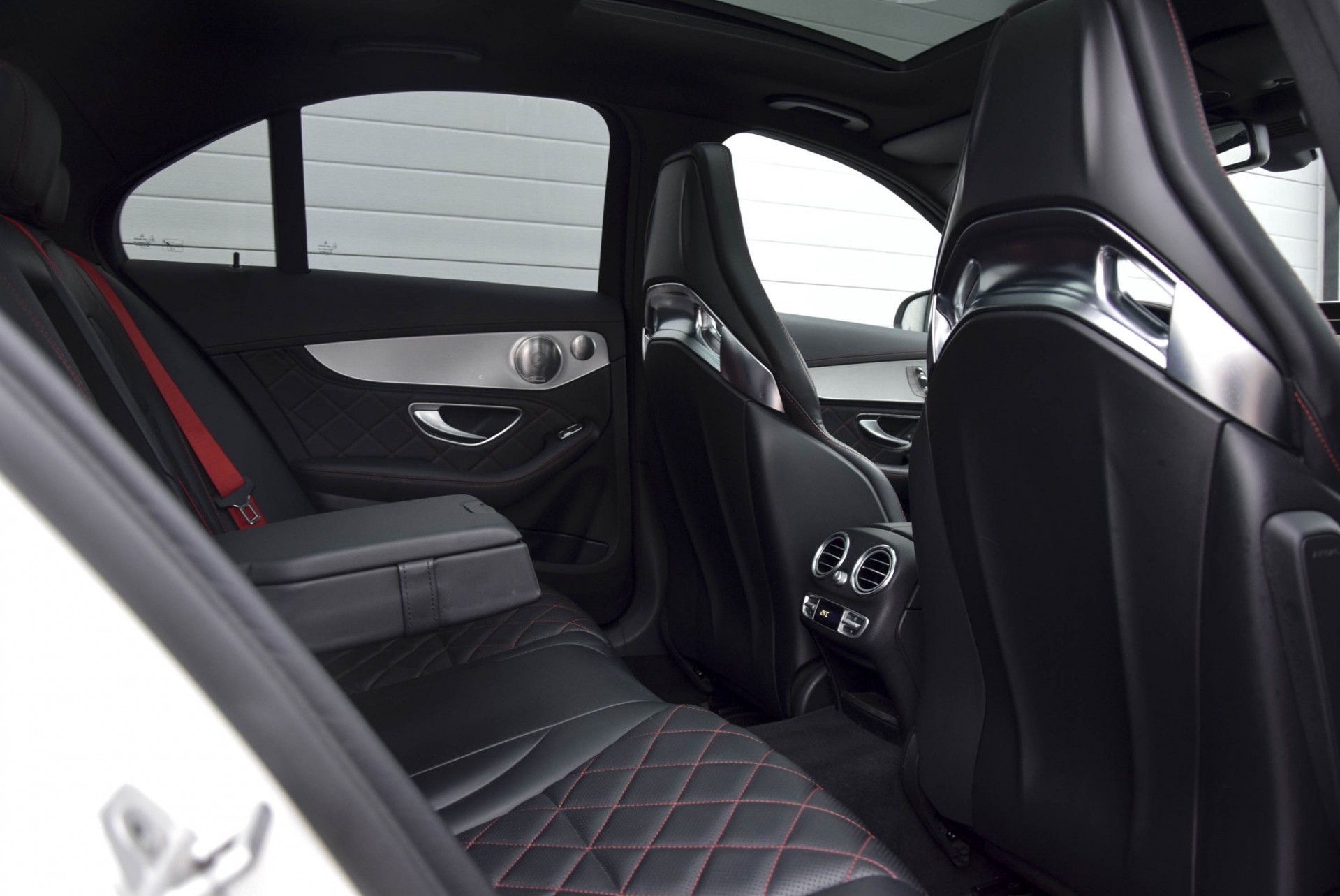 Mercedes-Benz C-Klasse 63 AMG S Edition 1 Panorama/Distronic/Head-Up/Memory/Keyless/Burmester Aut7 Foto 4