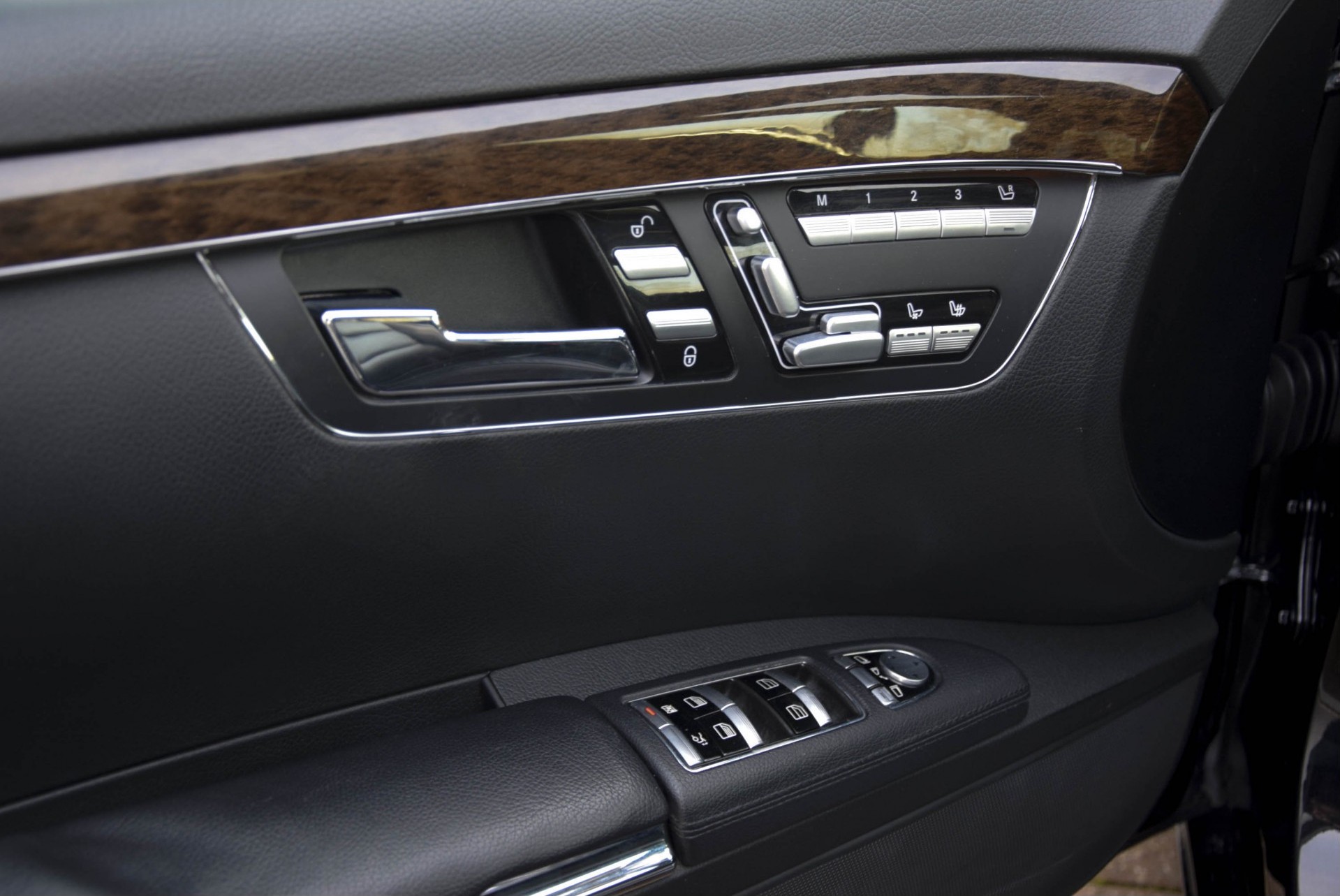 Mercedes-Benz S-Klasse 350 Bluetec Prestige Plus Aut7 Foto 7