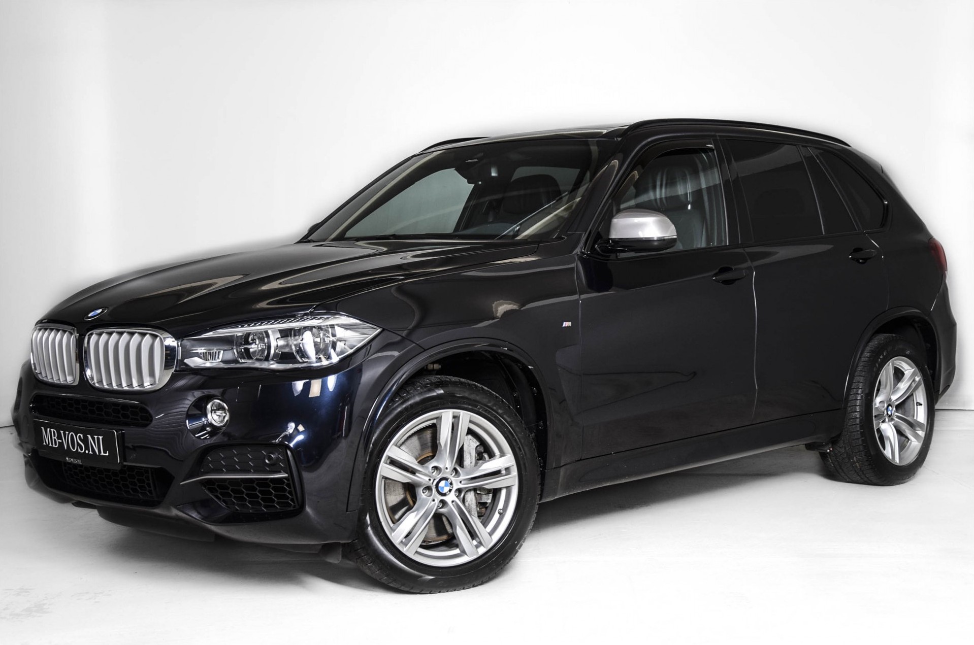 BMW X5 5.0d M Panorama/Shadowline/Drivingassist/Comfortacces/Adaptive/Softclose Aut8 Foto 1