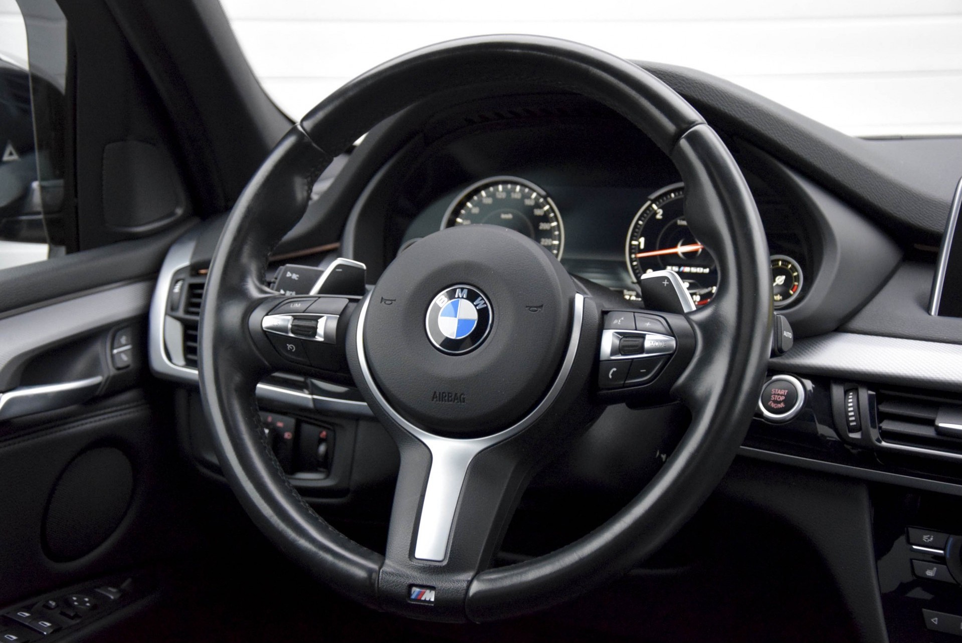 BMW X5 5.0d M Panorama/Shadowline/Drivingassist/Comfortacces/Adaptive/Softclose Aut8 Foto 12