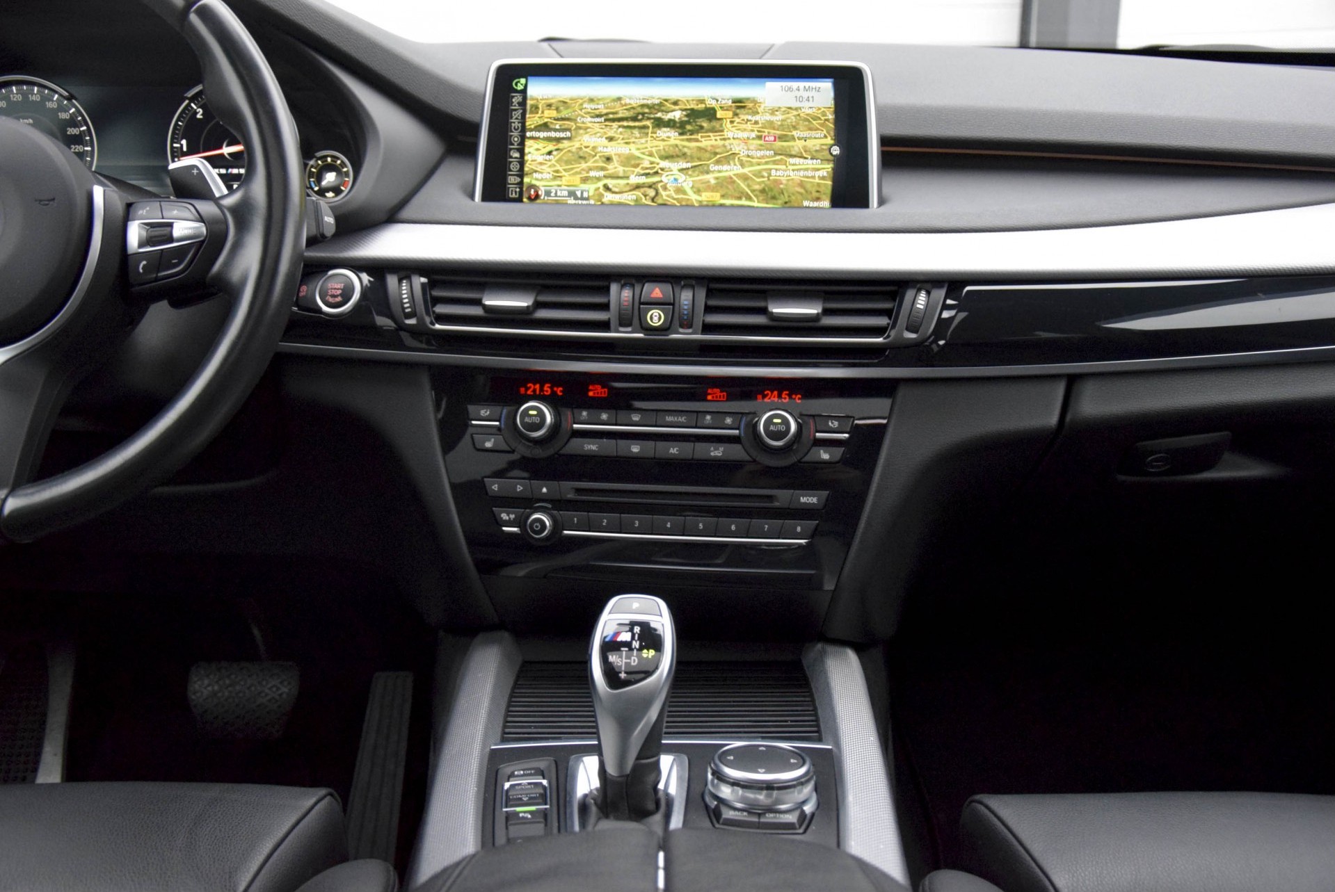 BMW X5 5.0d M Panorama/Shadowline/Drivingassist/Comfortacces/Adaptive/Softclose Aut8 Foto 19