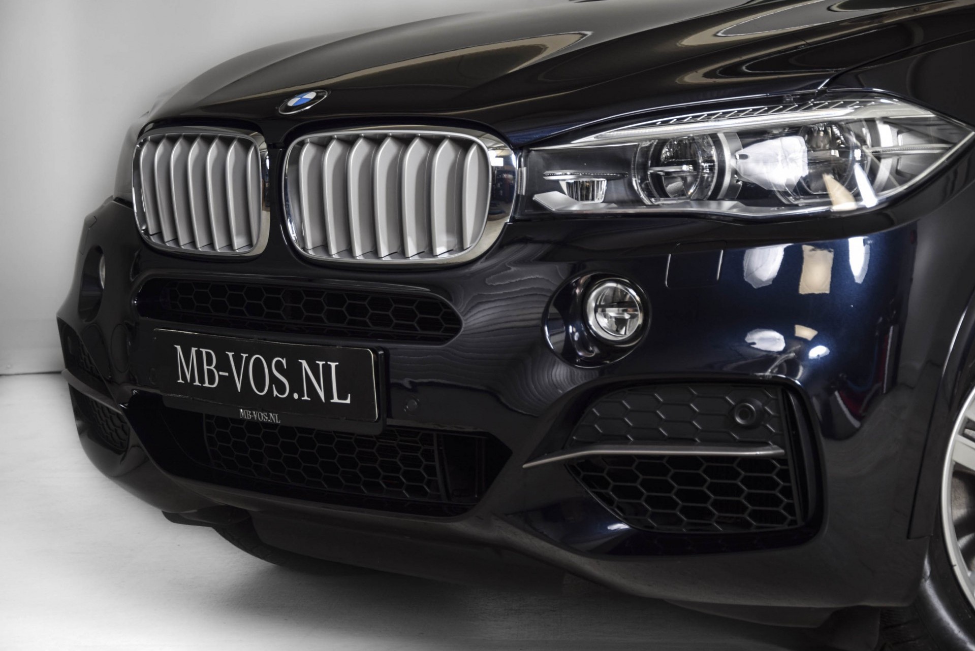 BMW X5 5.0d M Panorama/Shadowline/Drivingassist/Comfortacces/Adaptive/Softclose Aut8 Foto 24