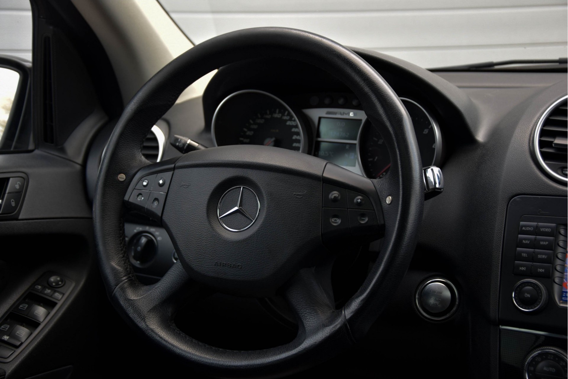 Mercedes-Benz M-Klasse 63 AMG Comand/Xenon/HarmanKardon/Keyless/Memory Aut7 Foto 14