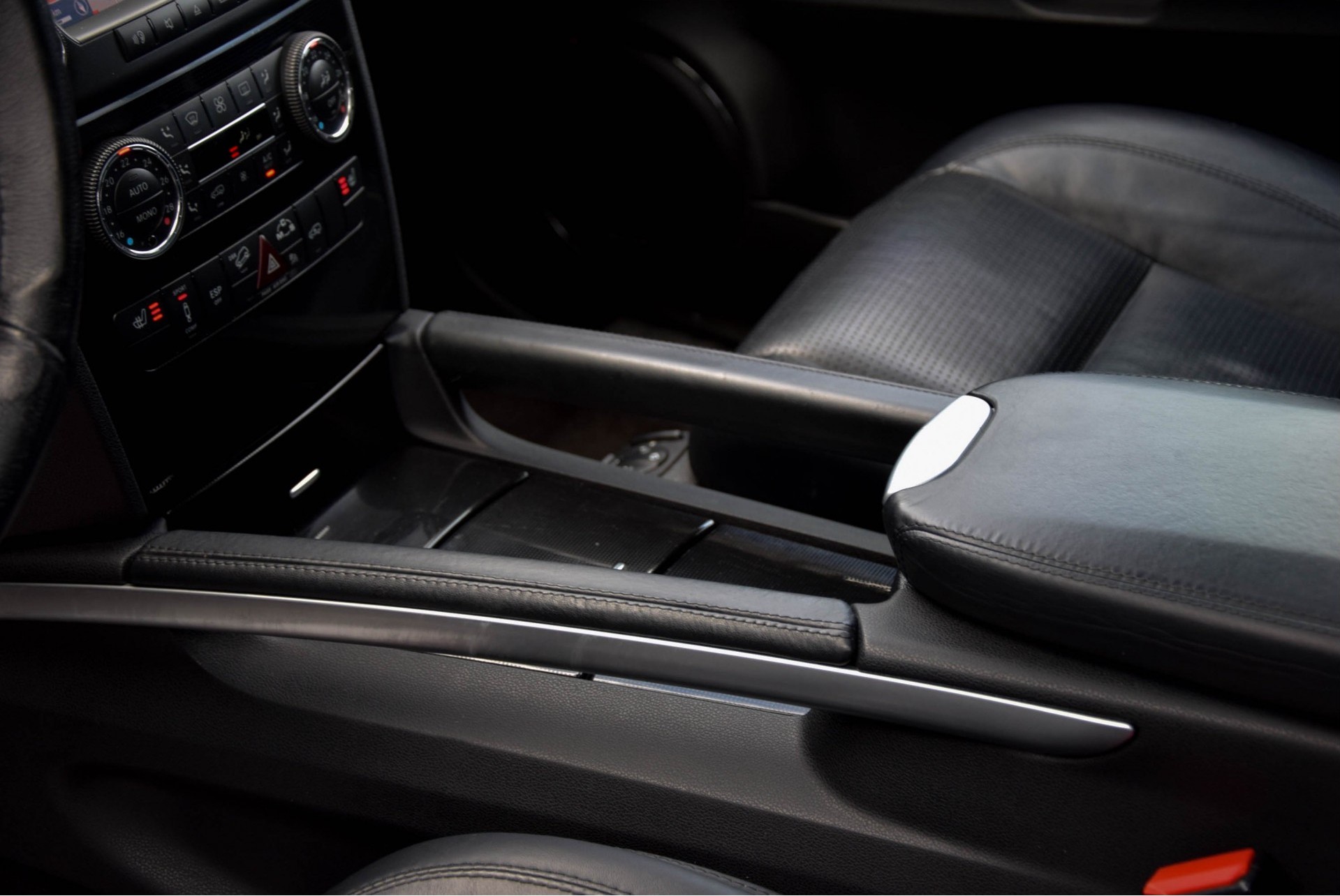 Mercedes-Benz M-Klasse 63 AMG Comand/Xenon/HarmanKardon/Keyless/Memory Aut7 Foto 18