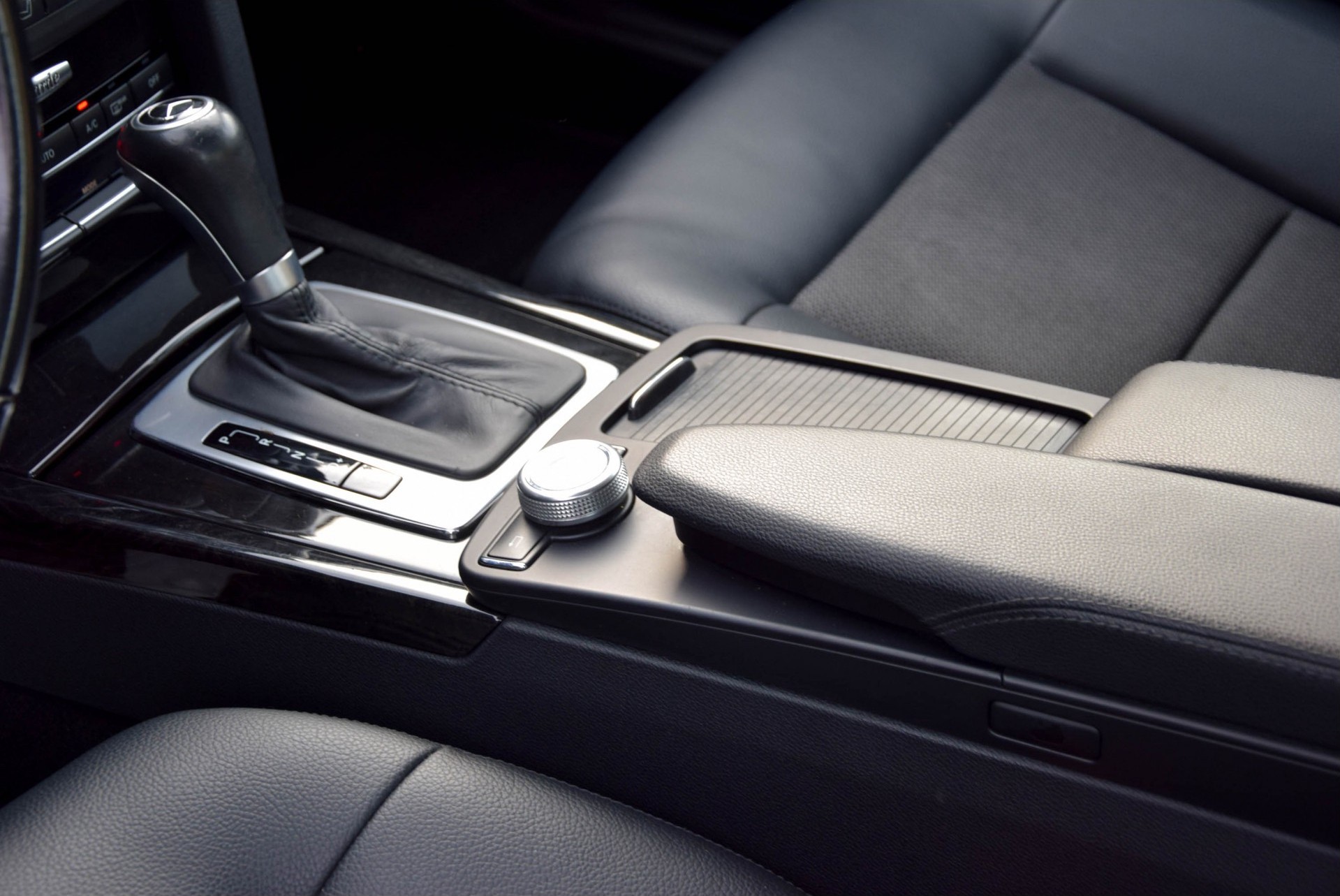 Mercedes-Benz E-Klasse 200 CGI Avantgarde ILS/Navi/Afn-trekhaak Aut5 Foto 14