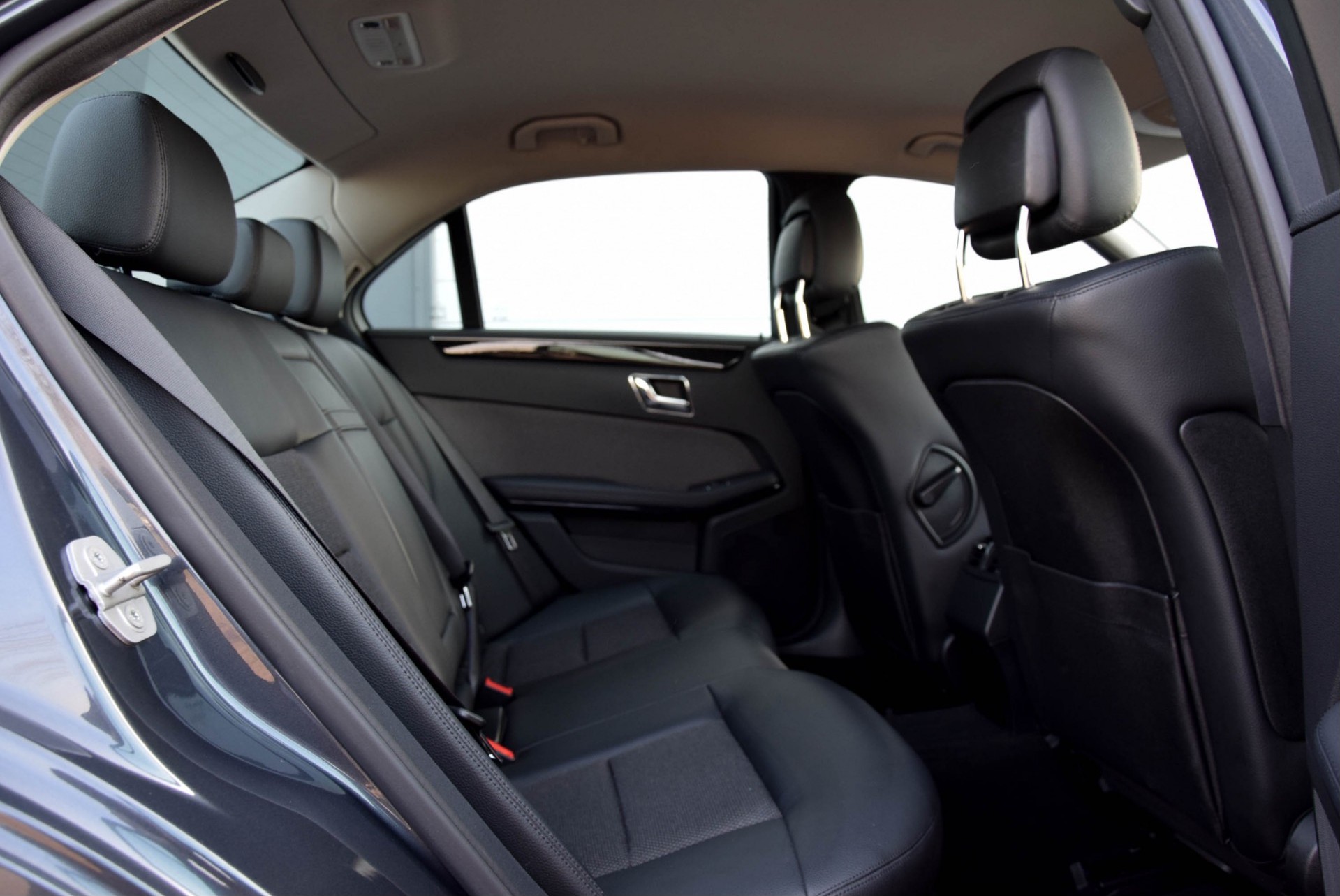 Mercedes-Benz E-Klasse 200 CGI Avantgarde ILS/Navi/Afn-trekhaak Aut5 Foto 4