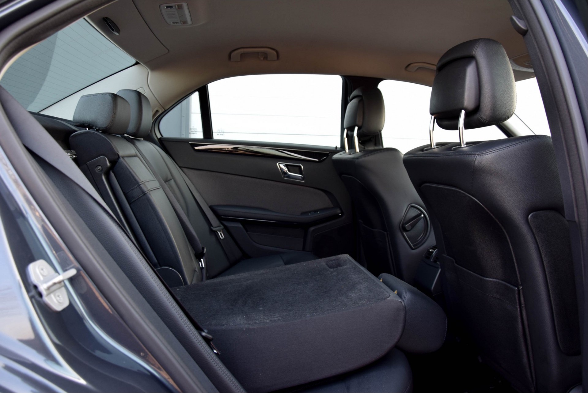 Mercedes-Benz E-Klasse 200 CGI Avantgarde ILS/Navi/Afn-trekhaak Aut5 Foto 5