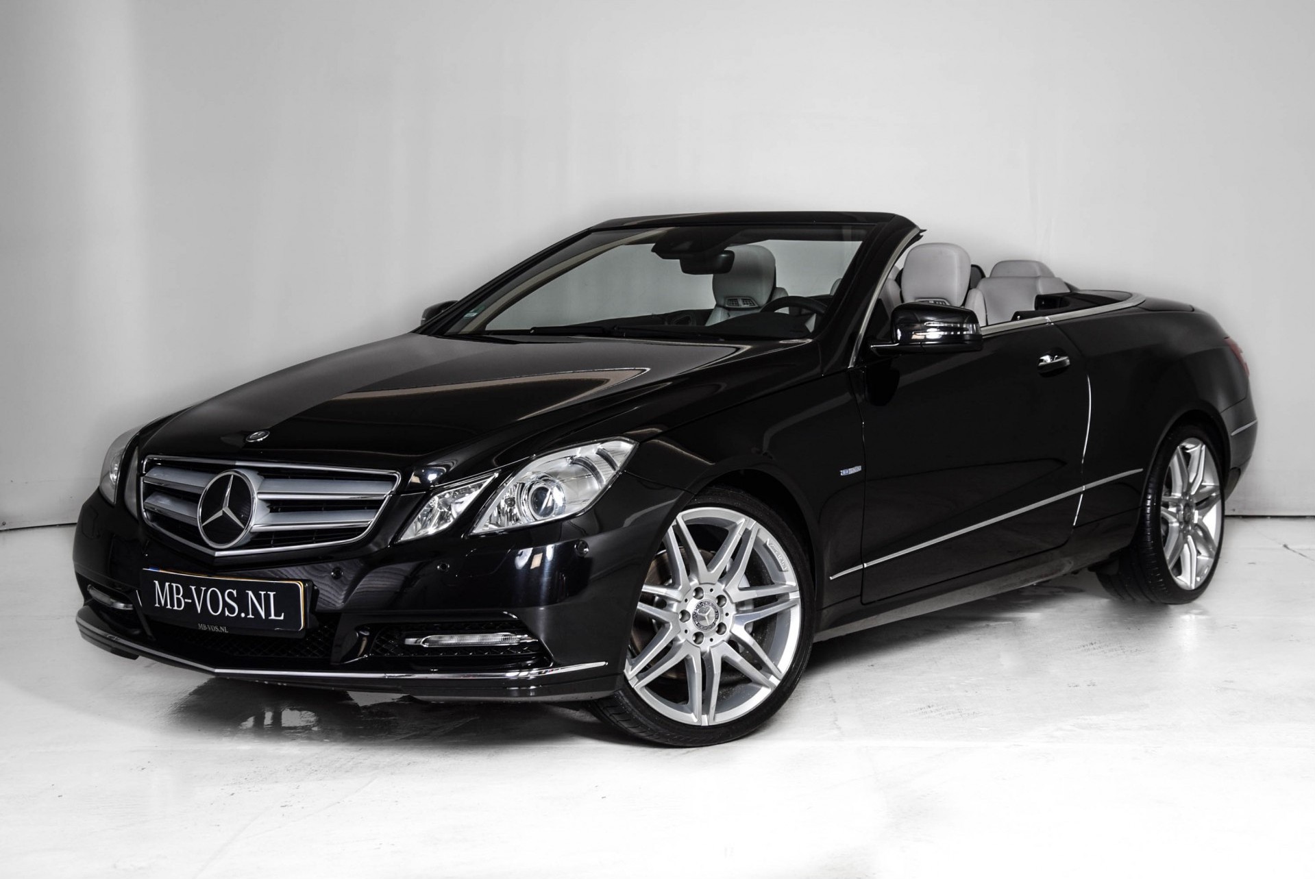 Mercedes-Benz E-Klasse Cabrio 350 CGI AMG/ILS/Distronic/Memory/Keyless Aut7 Foto 1