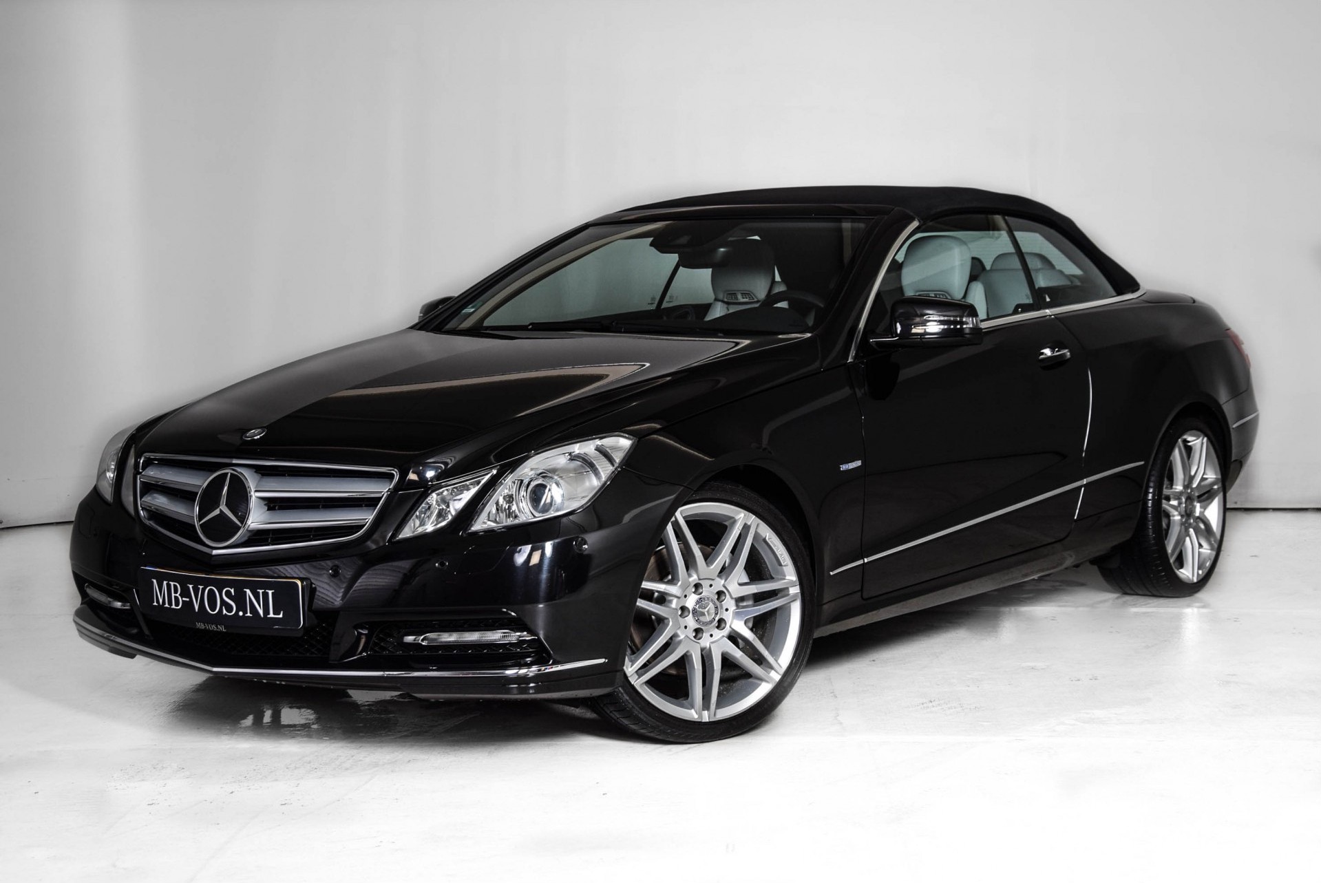 Mercedes-Benz E-Klasse Cabrio 350 CGI AMG/ILS/Distronic/Memory/Keyless Aut7 Foto 3