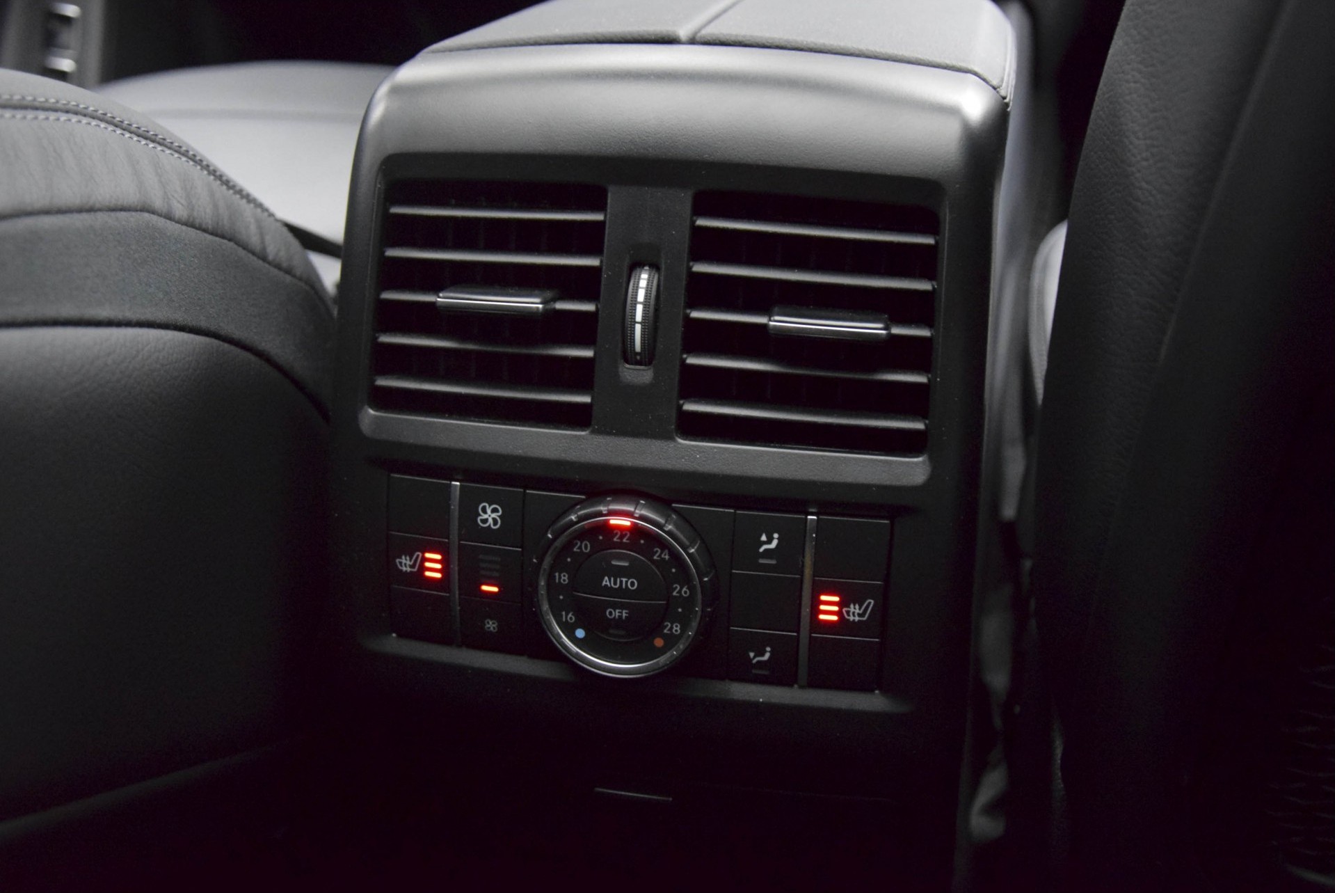 Mercedes-Benz GLE-Klasse Coupé 350d 4Matic AMG/ActiveCurveSystem/Pano/HarmanKardon/Keyless/Camera/Trekhaak Aut9 Foto 19