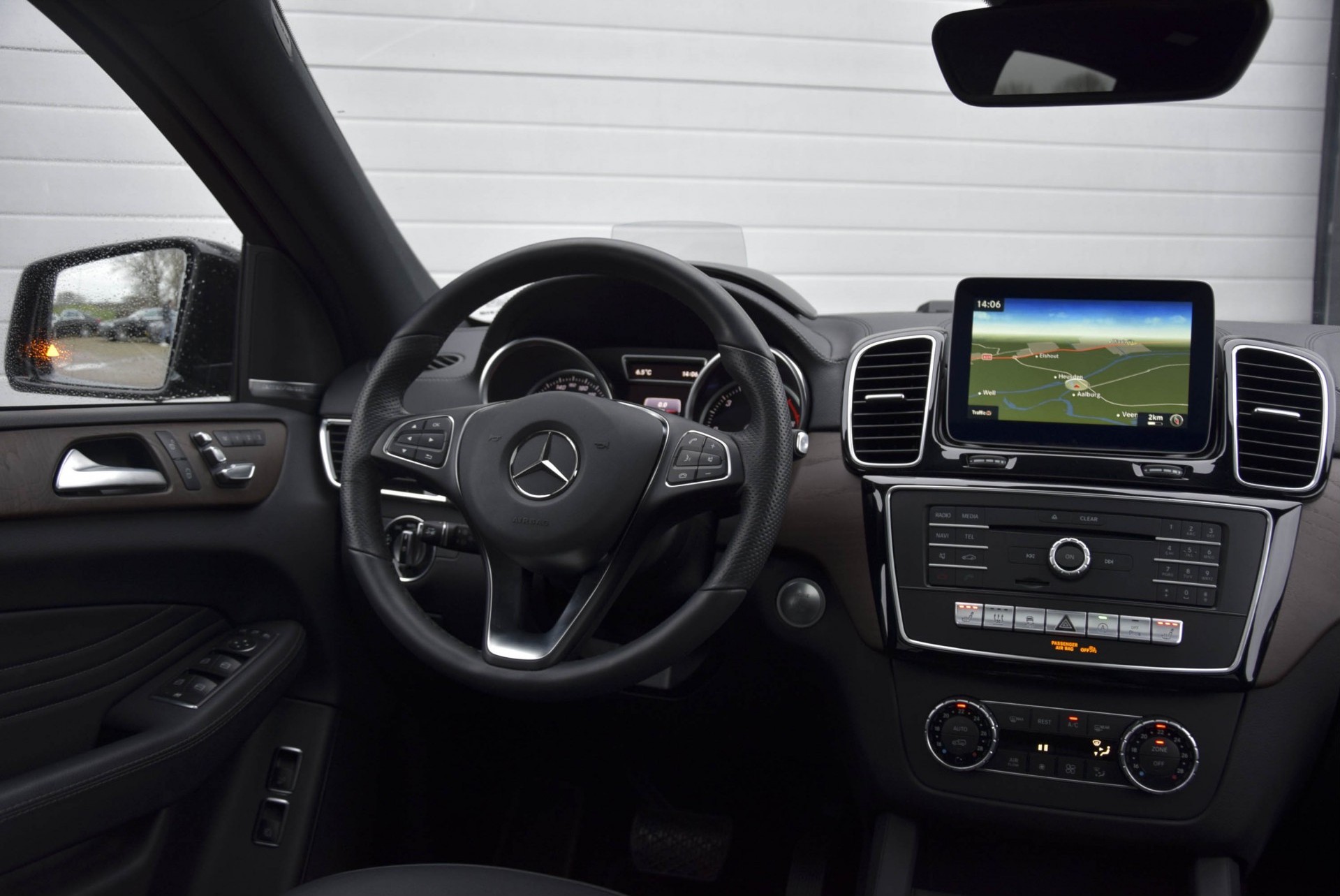 Mercedes-Benz GLE-Klasse Coupé 350d 4Matic AMG/ActiveCurveSystem/Pano/HarmanKardon/Keyless/Camera/Trekhaak Aut9 Foto 7