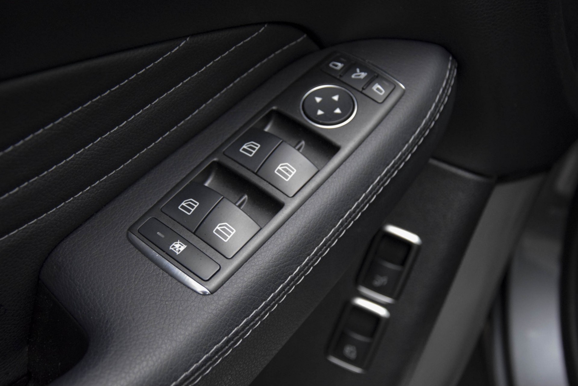 Mercedes-Benz GLE-Klasse Coupé 350d 4Matic AMG/ActiveCurveSystem/Pano/HarmanKardon/Keyless/Camera/Trekhaak Aut9 Foto 9