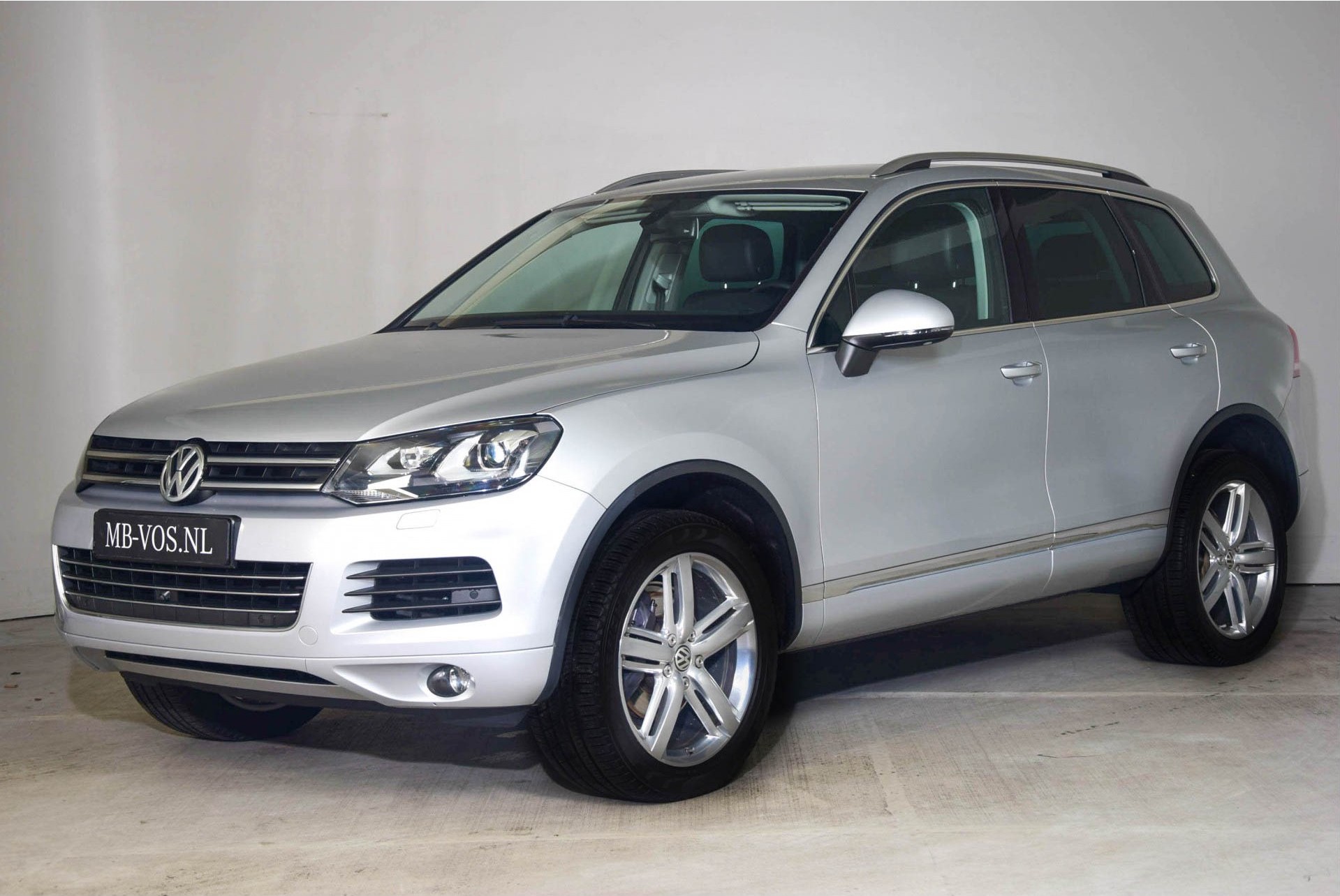 Volkswagen Touareg 3.6 FSI HIGHLINE Luchtvering/Mem/Trekhaak/20"LM Aut8 Foto 1