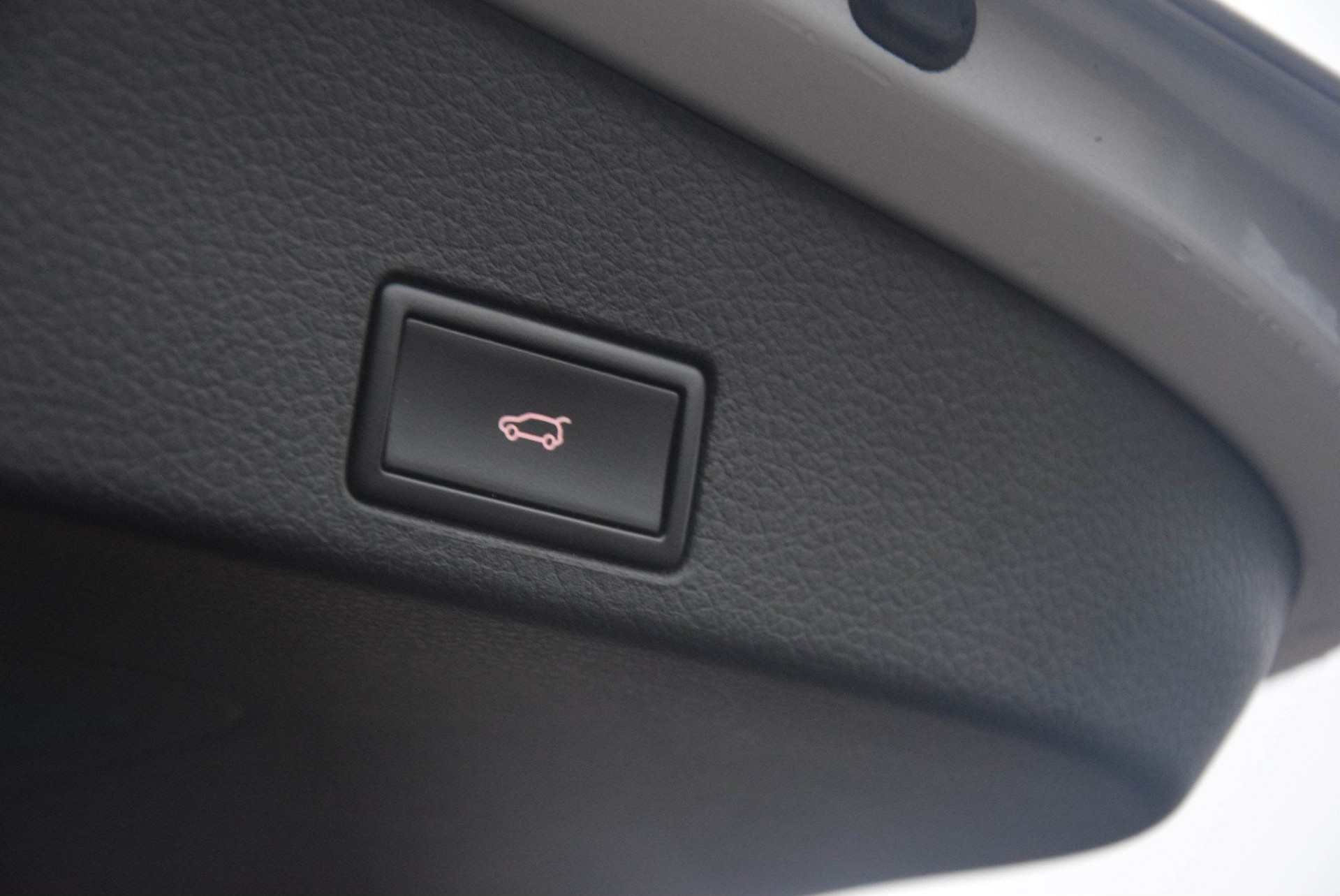 Volkswagen Touareg 3.6 FSI HIGHLINE Luchtvering/Mem/Trekhaak/20"LM Aut8 Foto 23