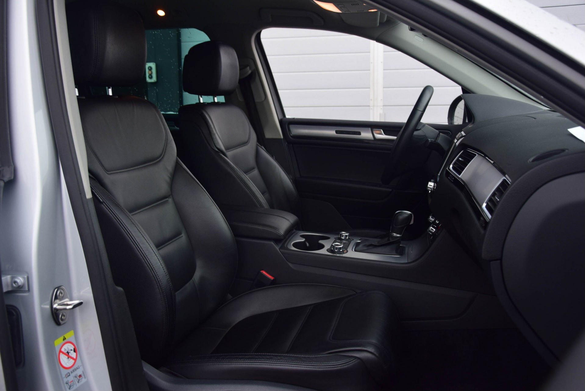 Volkswagen Touareg 3.6 FSI HIGHLINE Luchtvering/Mem/Trekhaak/20"LM Aut8 Foto 3