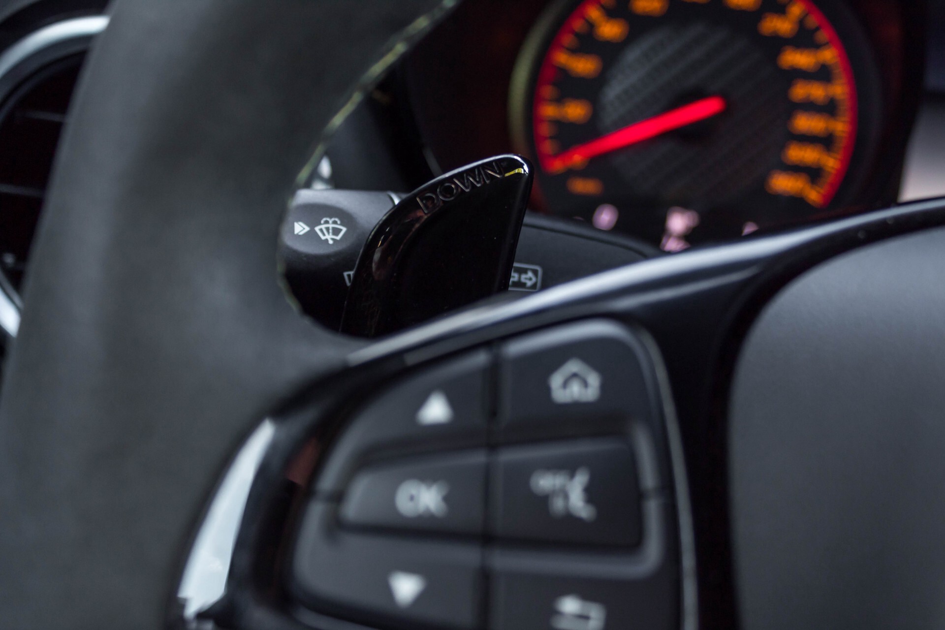 Mercedes-Benz AMG GT 4.0 R Designo Full Carbon Burmester Highend Distronic Camera Aut9 Foto 10