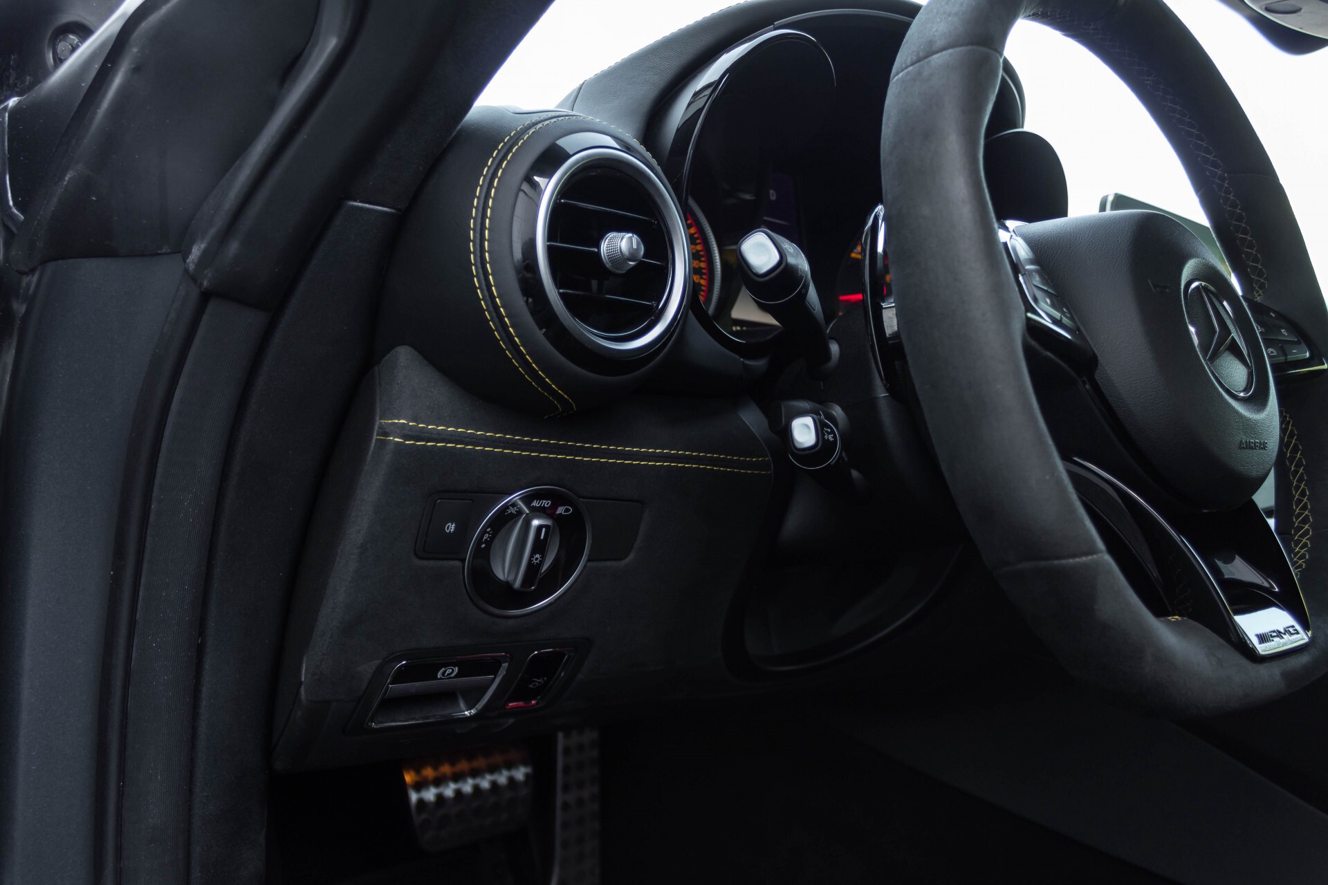 Mercedes-Benz AMG GT 4.0 R Designo Full Carbon Burmester Highend Distronic Camera Aut9 Foto 14