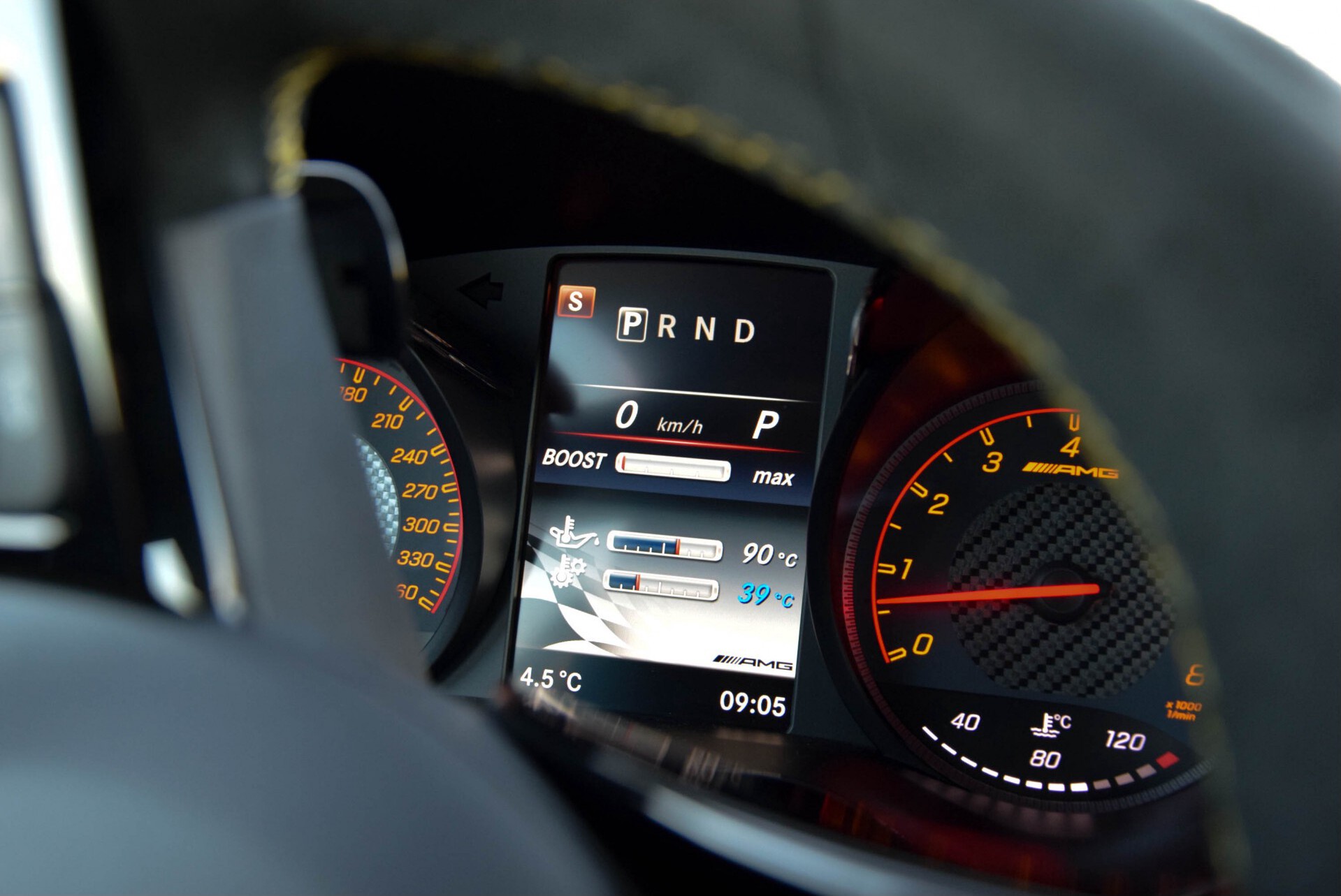 Mercedes-Benz AMG GT 4.0 R Designo Full Carbon Burmester Highend Distronic Camera Aut9 Foto 16