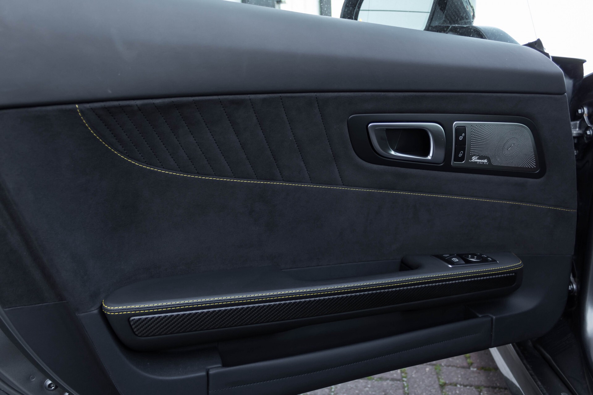 Mercedes-Benz AMG GT 4.0 R Designo Full Carbon Burmester Highend Distronic Camera Aut9 Foto 35