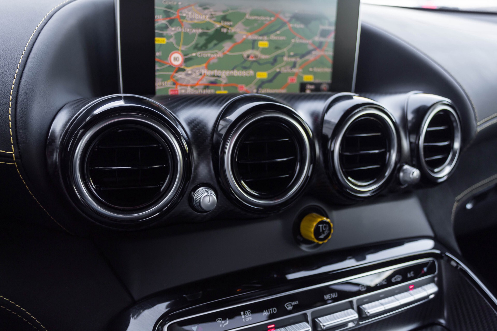 Mercedes-Benz AMG GT 4.0 R Designo Full Carbon Burmester Highend Distronic Camera Aut9 Foto 40