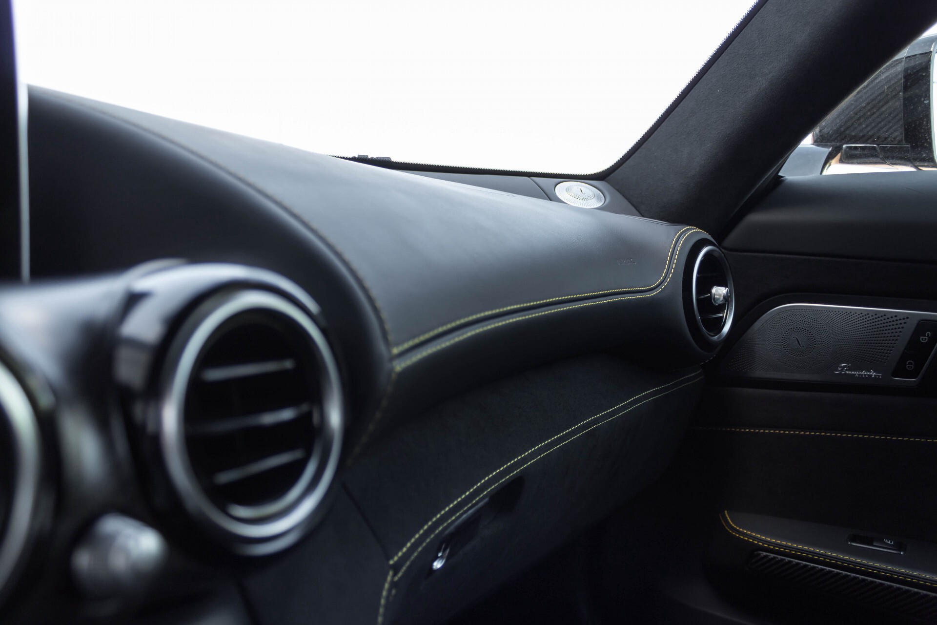 Mercedes-Benz AMG GT 4.0 R Designo Full Carbon Burmester Highend Distronic Camera Aut9 Foto 42