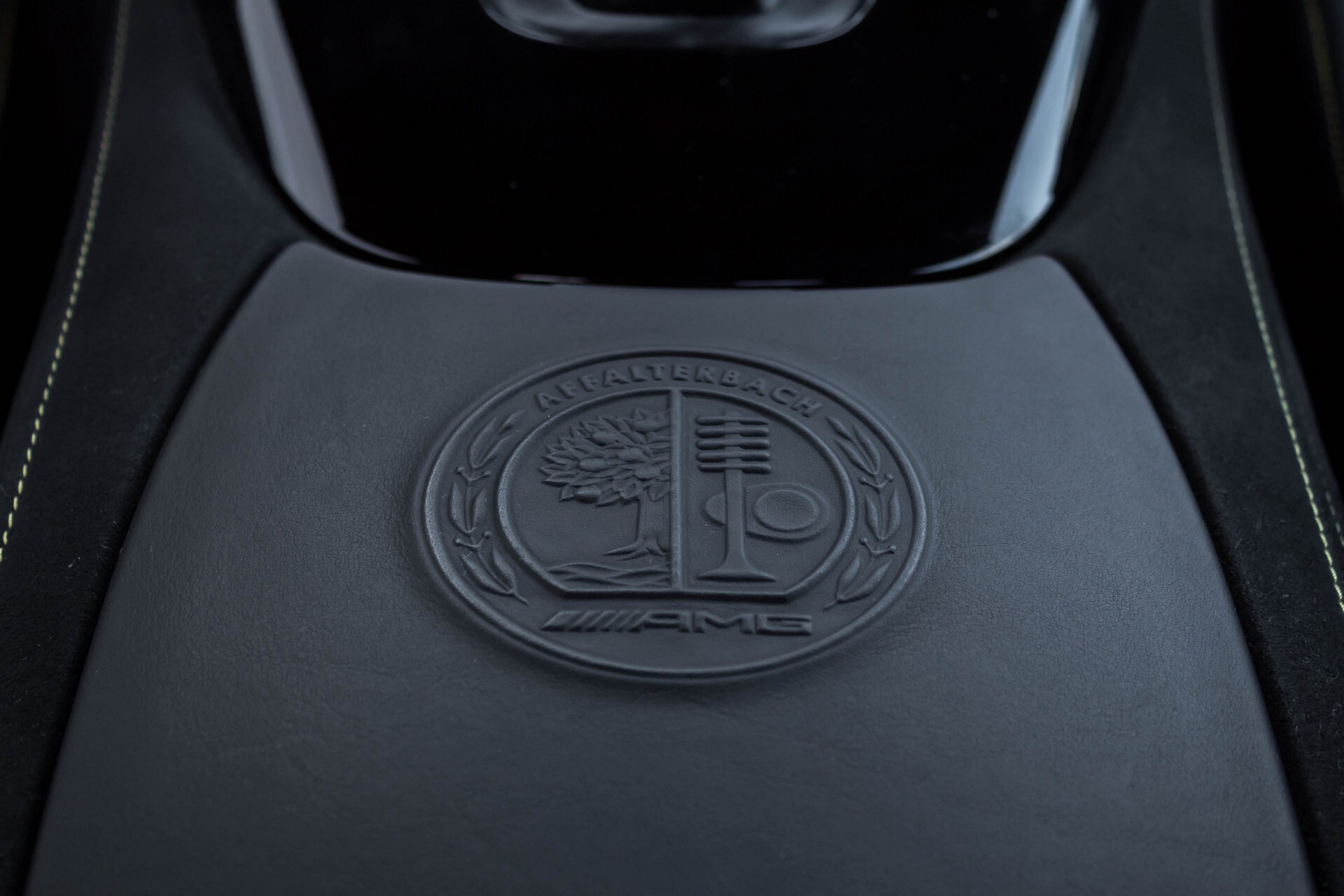 Mercedes-Benz AMG GT 4.0 R Designo Full Carbon Burmester Highend Distronic Camera Aut9 Foto 49