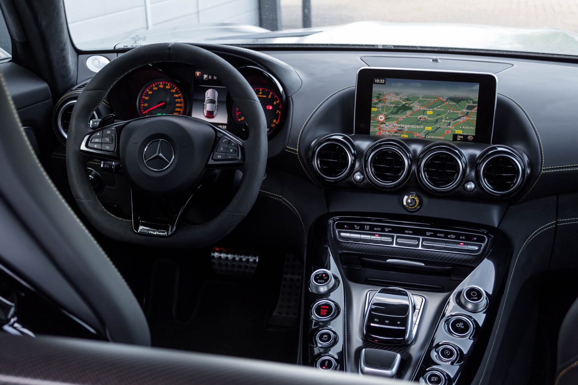 Mercedes-Benz AMG GT 4.0 R Designo Full Carbon Burmester Highend Distronic Camera Aut9 Foto 5