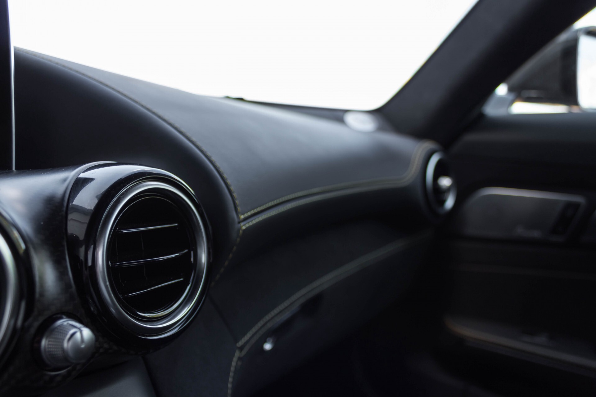 Mercedes-Benz AMG GT 4.0 R Designo Full Carbon Burmester Highend Distronic Camera Aut9 Foto 55