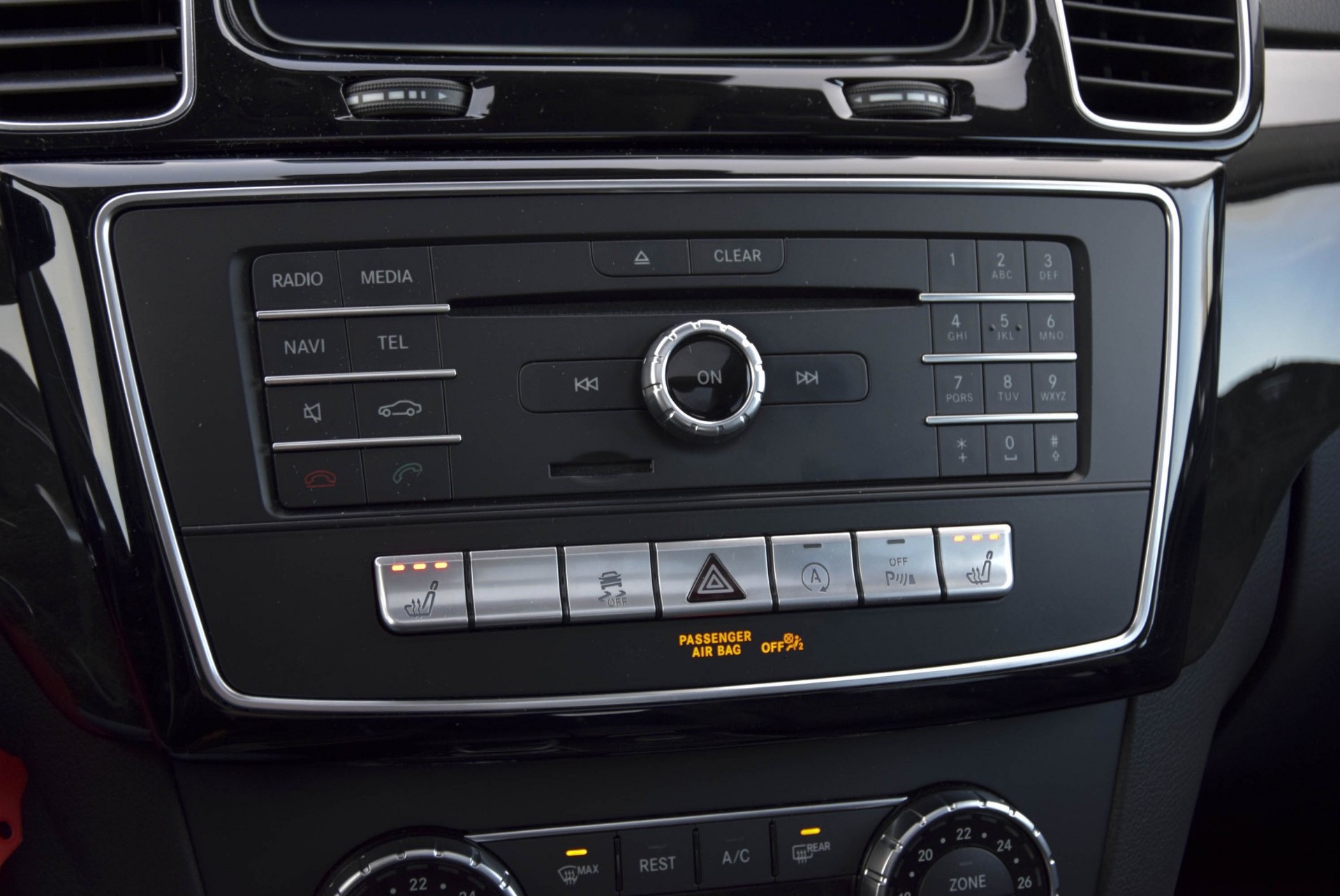 Mercedes-Benz GLE-Klasse 350 d 4-M AMG Night Luchtvering/Panorama/Trekhaak/ILS Aut9 Foto 16