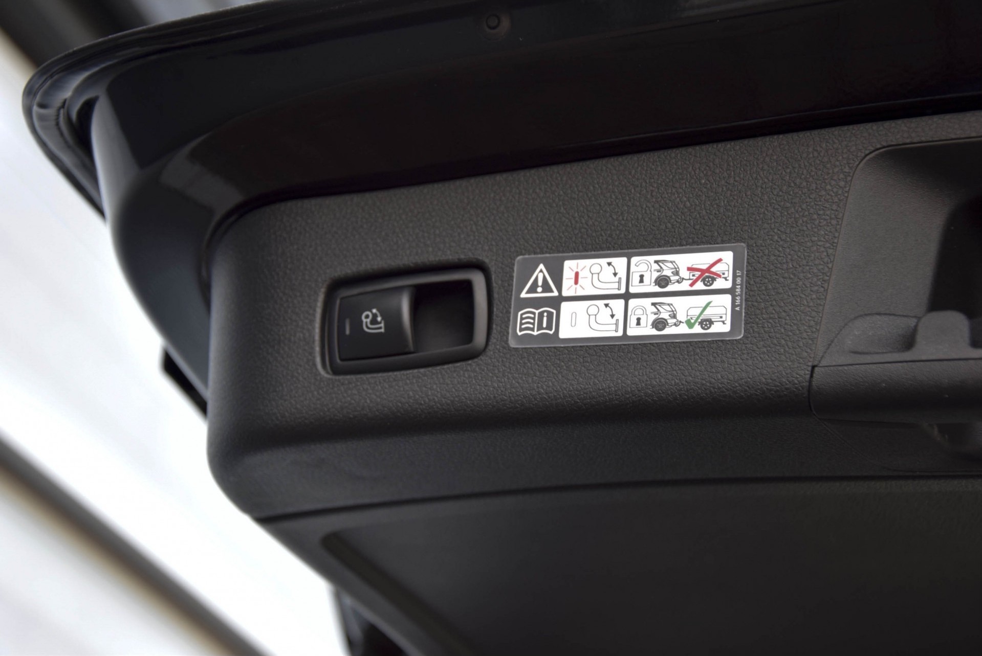 Mercedes-Benz GLE-Klasse 350 d 4-M AMG Night Luchtvering/Panorama/Trekhaak/ILS Aut9 Foto 21