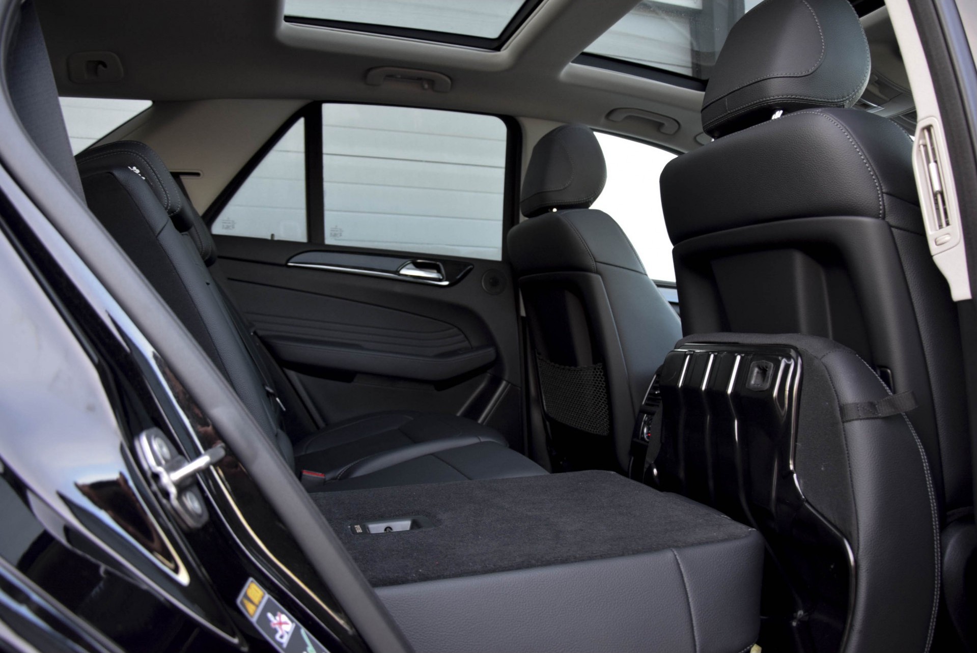 Mercedes-Benz GLE-Klasse 350 d 4-M AMG Night Luchtvering/Panorama/Trekhaak/ILS Aut9 Foto 5