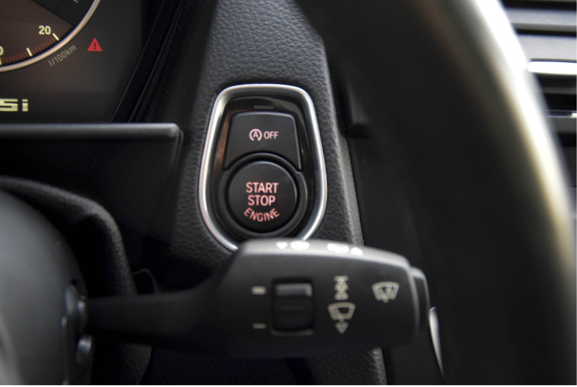 BMW 1 Serie M135i xDrive High Executive M-Performance/ Aerodynamica/Camera/DAB Aut8 Foto 10