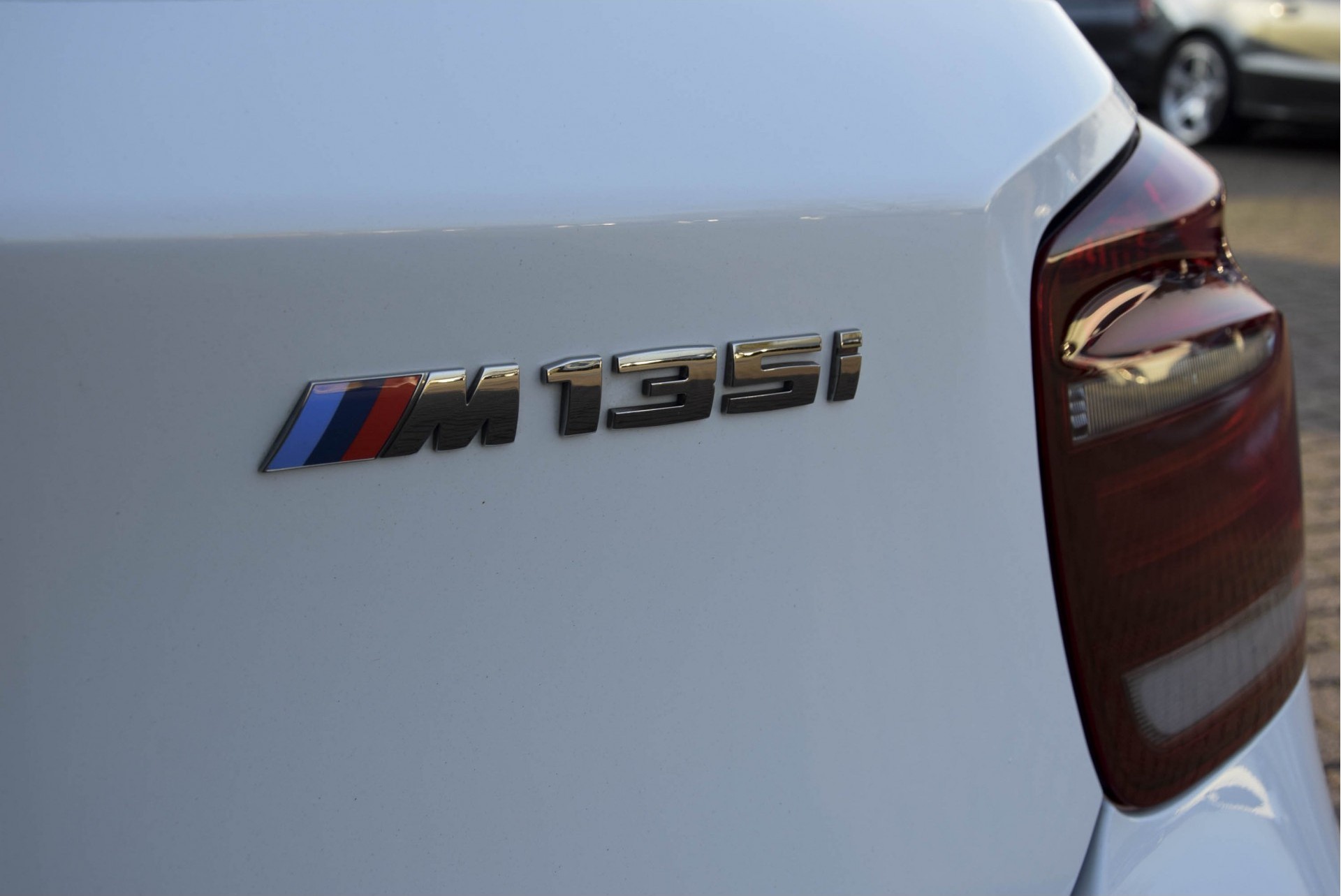 BMW 1 Serie M135i xDrive High Executive M-Performance/ Aerodynamica/Camera/DAB Aut8 Foto 17