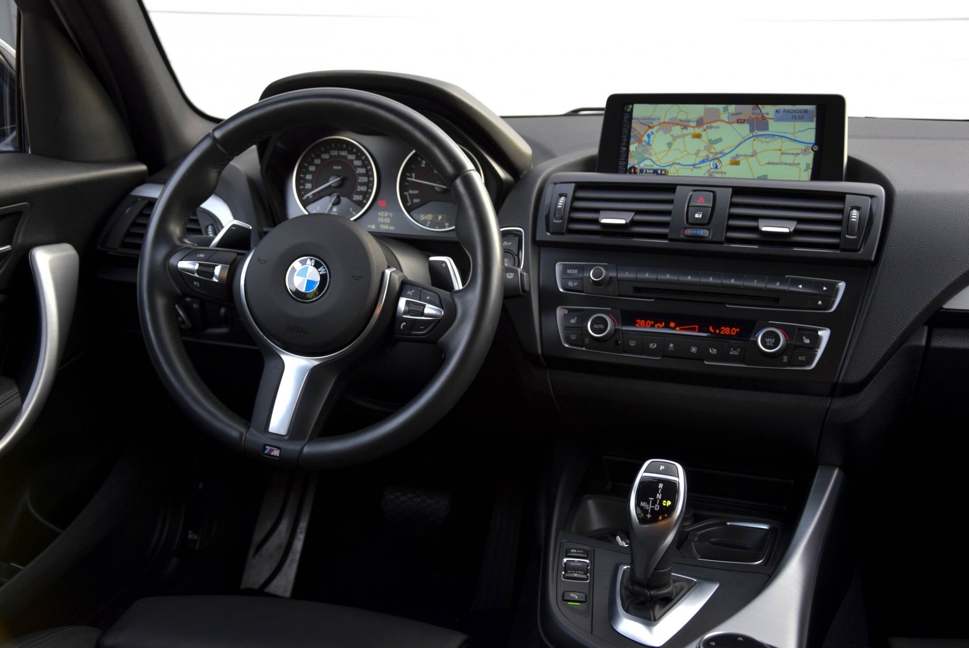 BMW 1 Serie M135i xDrive High Executive M-Performance/ Aerodynamica/Camera/DAB Aut8 Foto 5